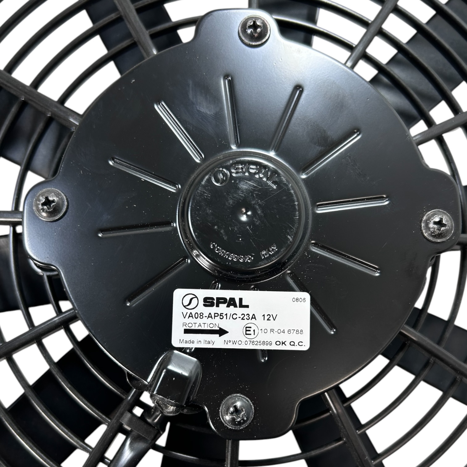 spal-automotive-30101509-medium-low-profile-high-performance-cooling-fan-14-felix-ommo33069-20260529-092204-37391