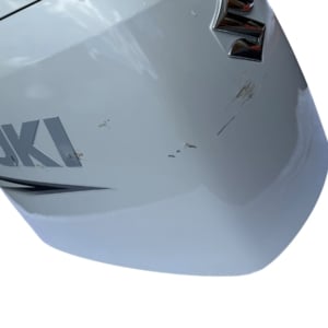 suzuki-61420-98810-y5s-outboard-engine-top-cowling-df300-4-stroke-damaged-oem-rubby-pueyo-20260505-102743-131187