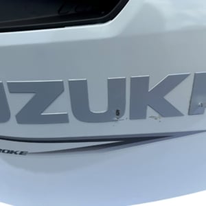 suzuki-61420-98810-y5s-outboard-engine-top-cowling-df300-4-stroke-damaged-oem-rubby-pueyo-20260505-102745-430993