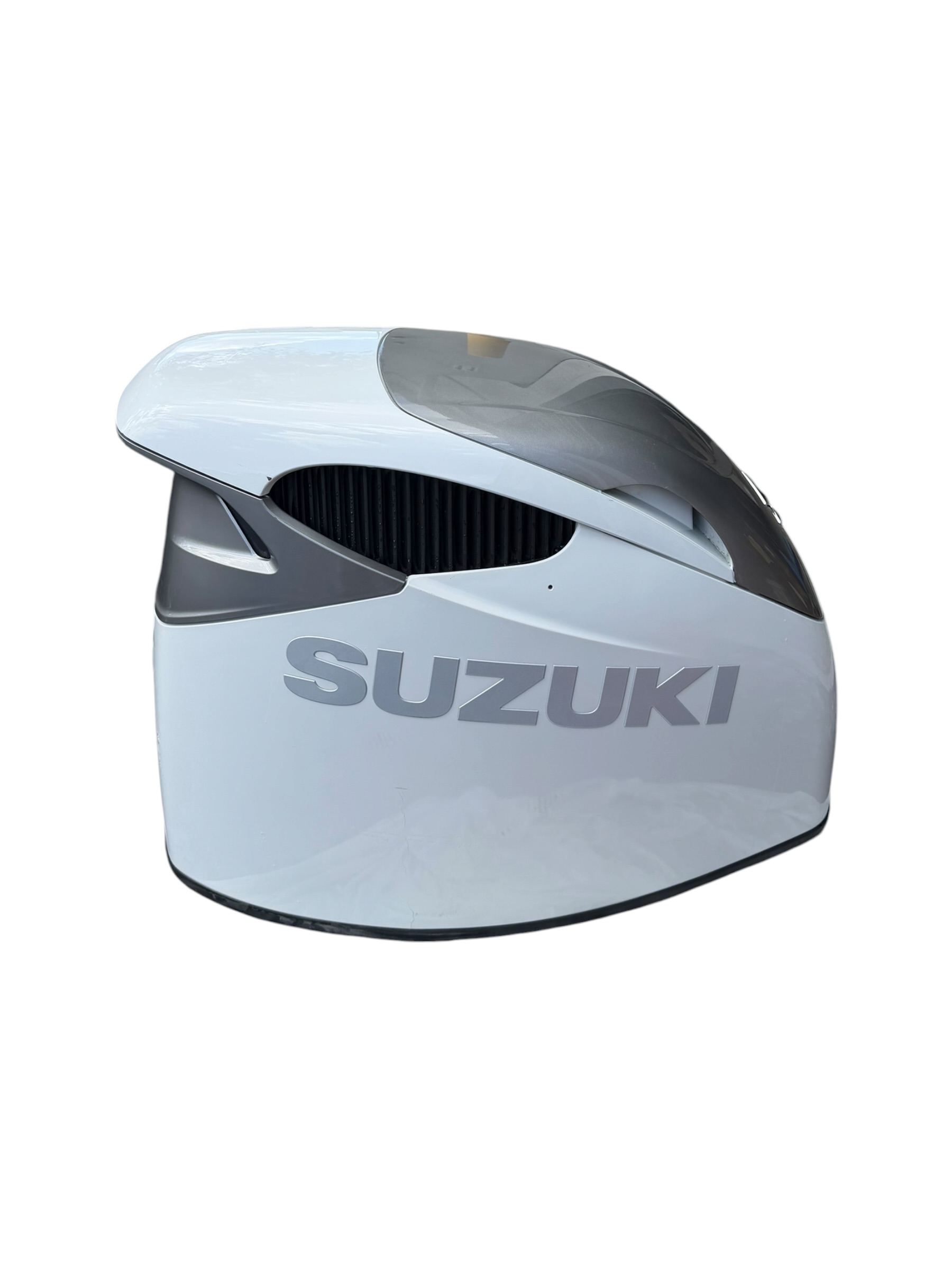 suzuki-61420-98823-bbk-outboard-engine-cover-cowling-white-and-grey-df350-rubby-pueyo-20260504-170650-811789