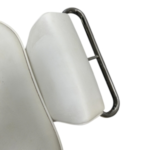 blue-water-marine-fighting-chair-white-w-foot-rest-some-blemishes-damage-felix-ommo33069-20260611-142116-807930