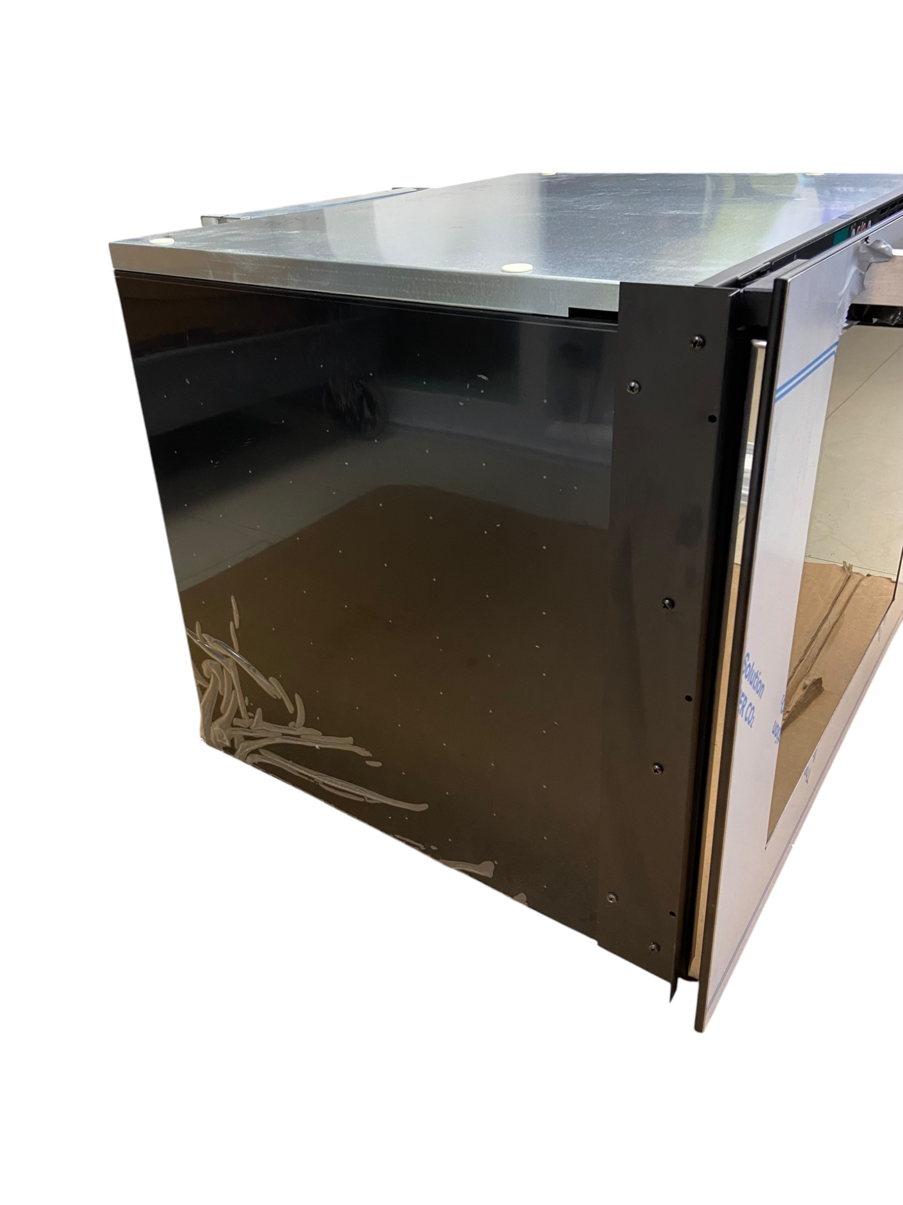 isotherm-7n23aa6aj0000-wine-cellar-23-bottles-110v-60hz-right-swing-new-oem-rubby-pueyo-20260612-143731-862322