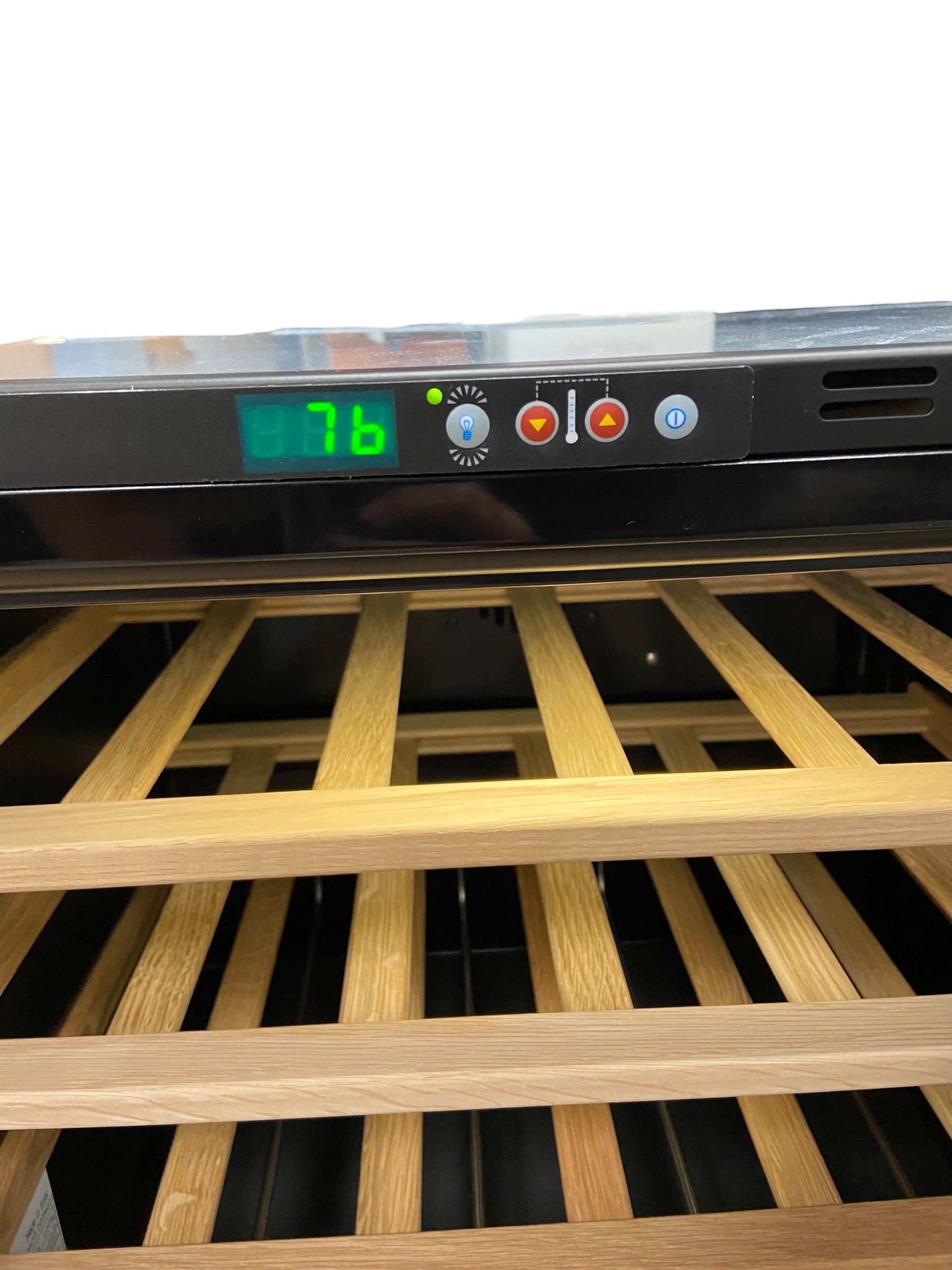 isotherm-7n23aa6aj0000-wine-cellar-23-bottles-110v-60hz-right-swing-new-oem-rubby-pueyo-20260612-143745-269993