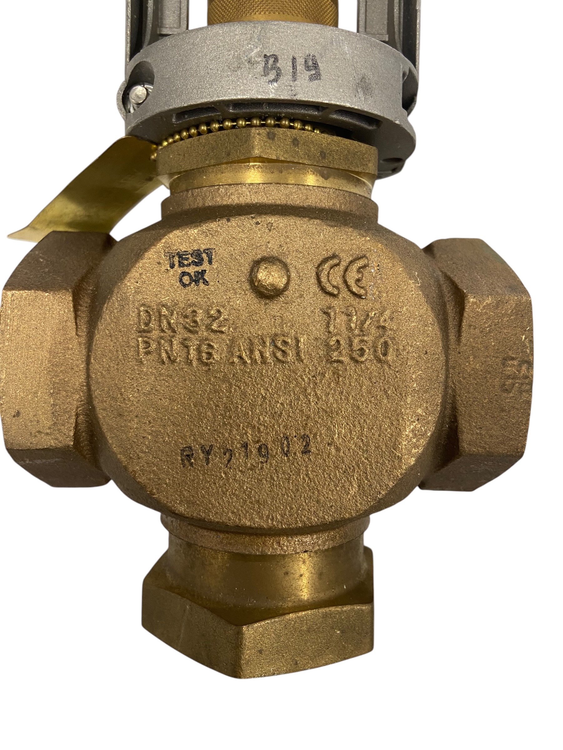 johnson-brass-globe-valve-1-1-4-three-way-mixing-electric-actuators-new-oem-rubby-pueyo-20260623-132427-622185