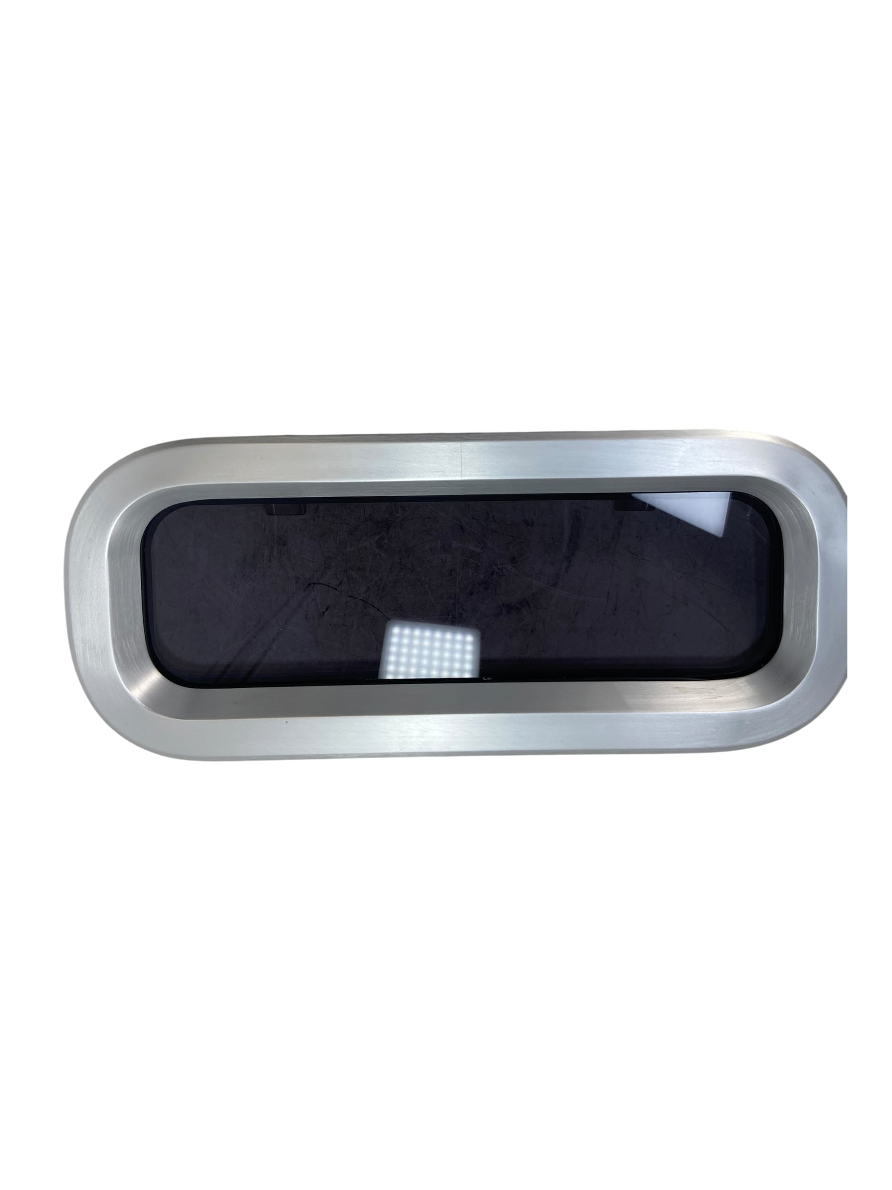 lewmar-39140090-atlantic-portlight-size-40-cutout-7-1-16-x-18-1-8-thin-new-rubby-pueyo-20260608-100712-443257