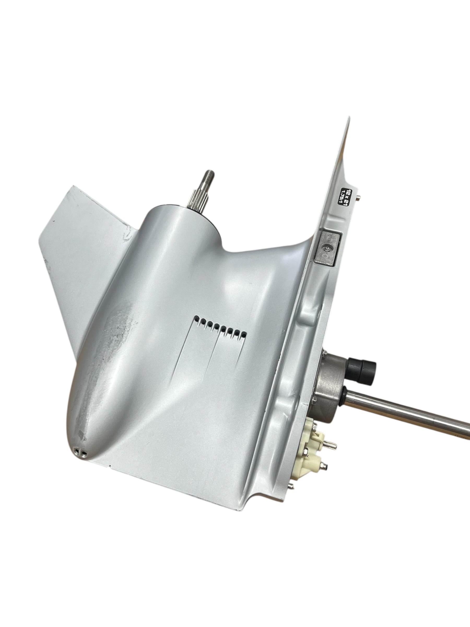 mercury-verado-l6-lower-unit-cxl-25in-1-751-gearcase-housing-oem-blem-brandon-y-20260601-091847-294922