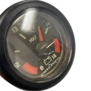 volvo-penta-874547-voltage-gauge-missing-mounting-ring-oem-rubby-pueyo-20260605-171240-452955