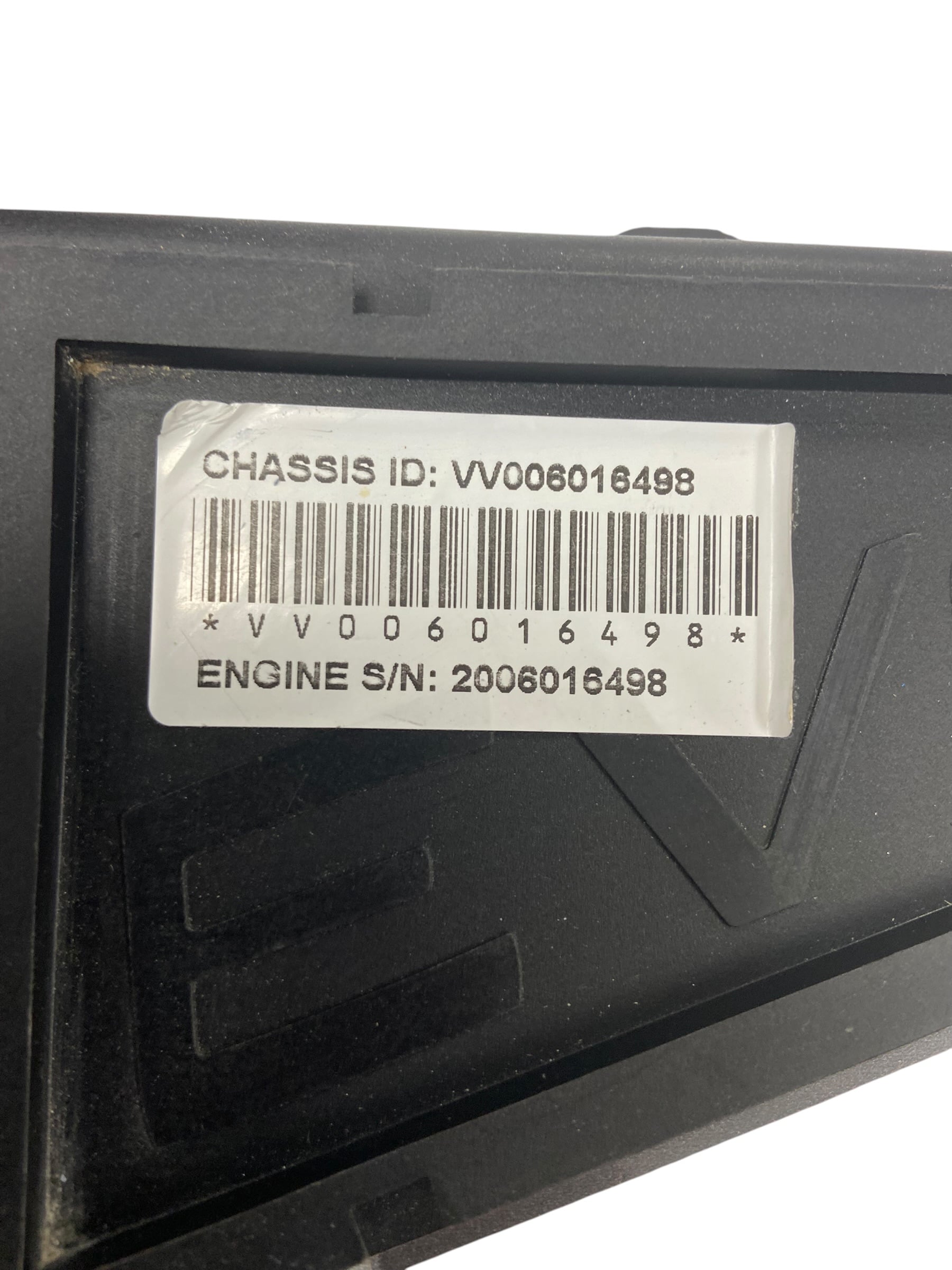 volvo-penta-s101036-r1e-evc-hcu-helm-control-unit-mid-164-oem-rubby-pueyo-20260604-133131-444648