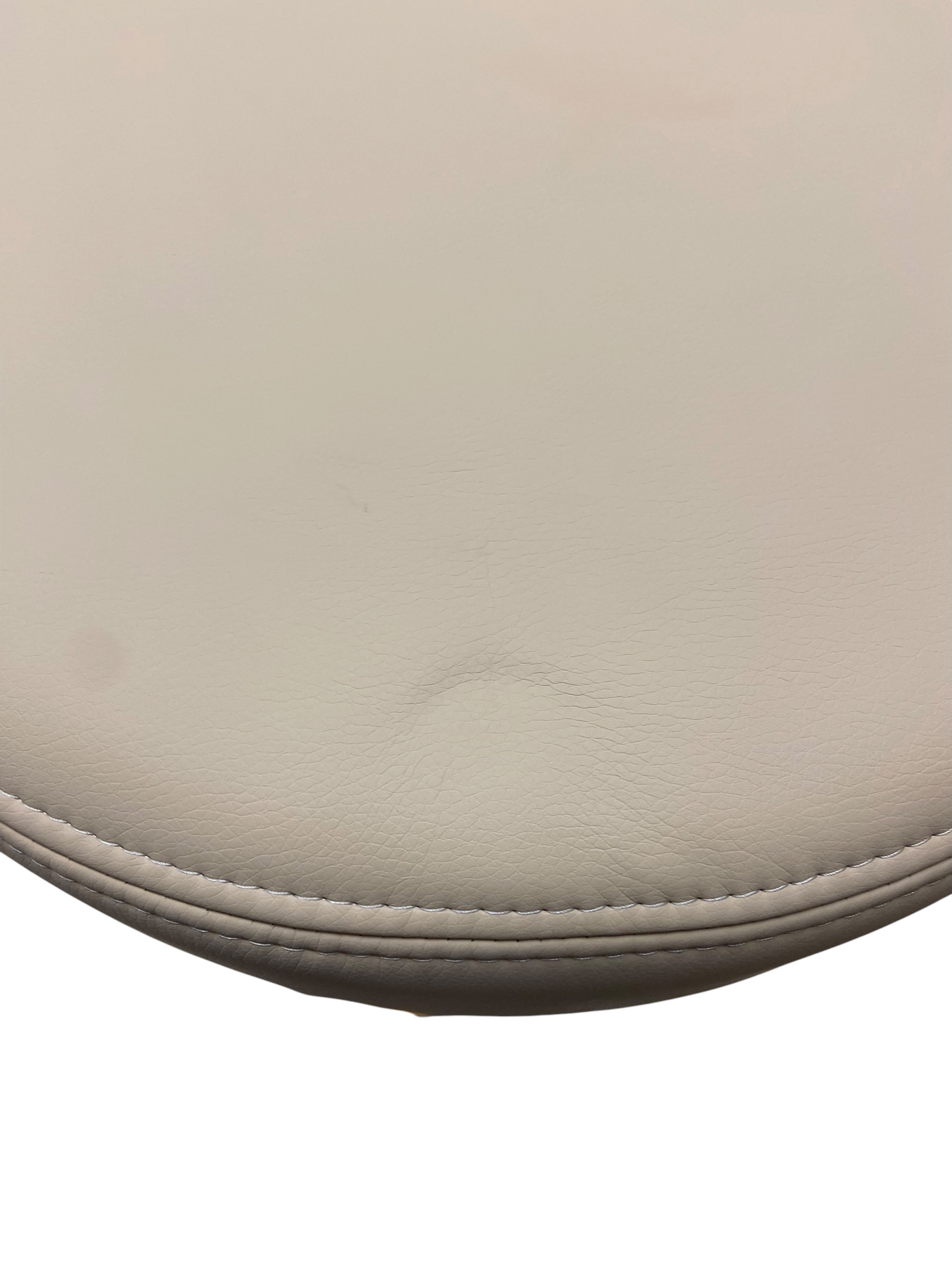 crown-ltd-yacht-marine-helm-chair-pedestal-base-8-diameter-24-height-rubby-pueyo-20260713-105422-672779