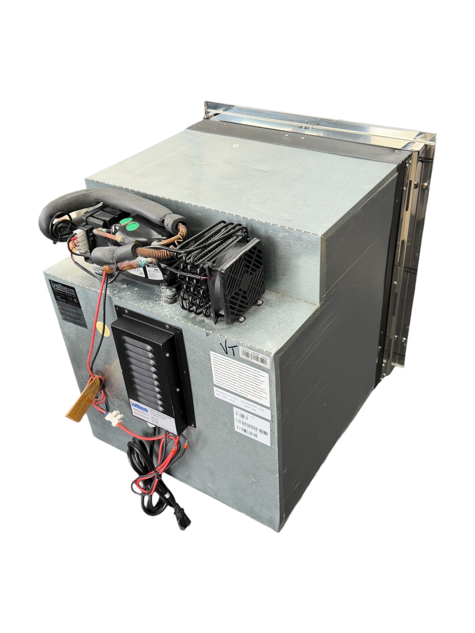 isotherm-d65-clean-touch-ss-refrigerator-w-freezer-65-liter-12-24v-blem-brandon-y-20260723-160721-712243