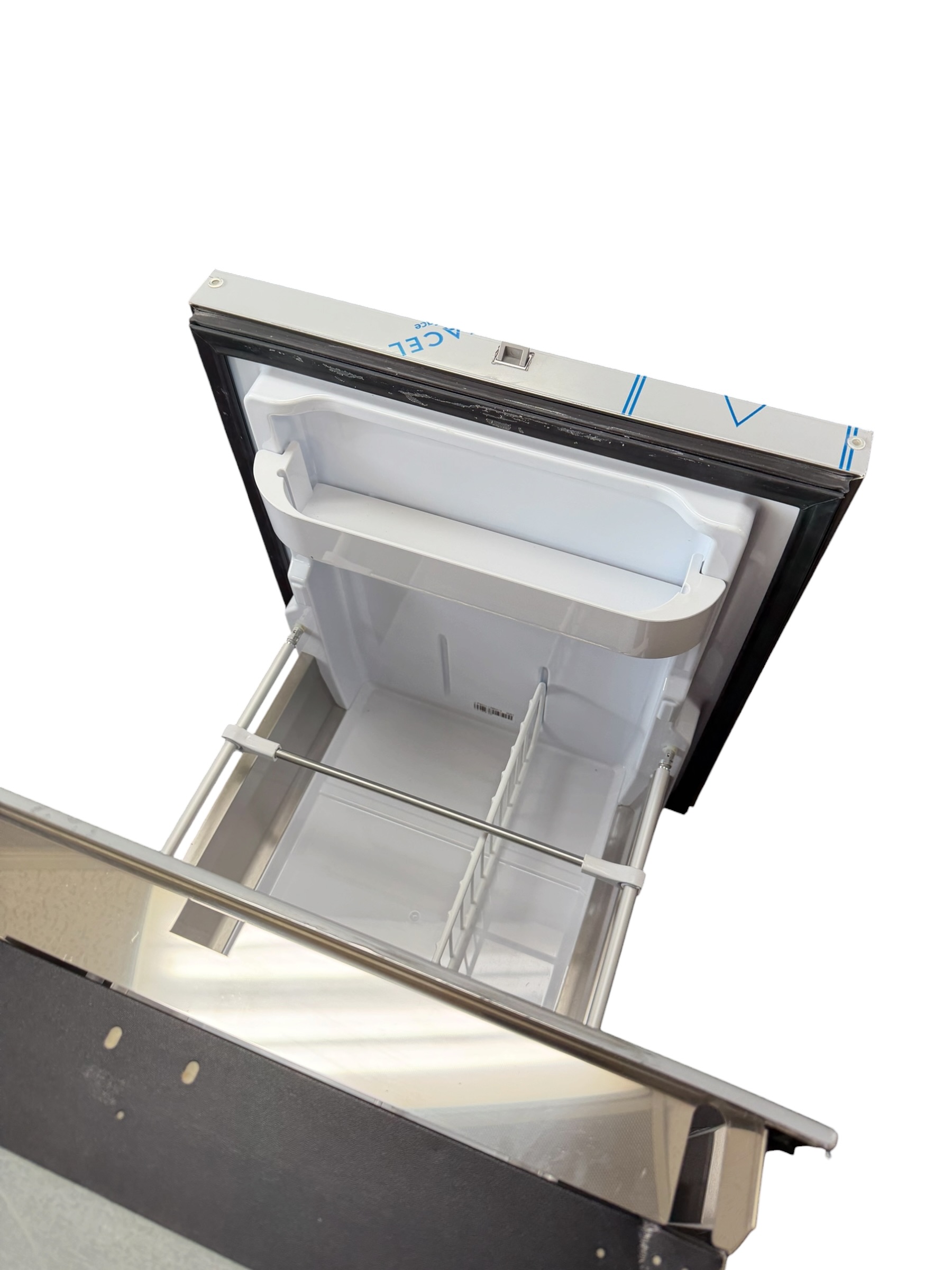 isotherm-d65-clean-touch-ss-refrigerator-w-freezer-65-liter-12-24v-blem-brandon-y-20260723-160741-978120