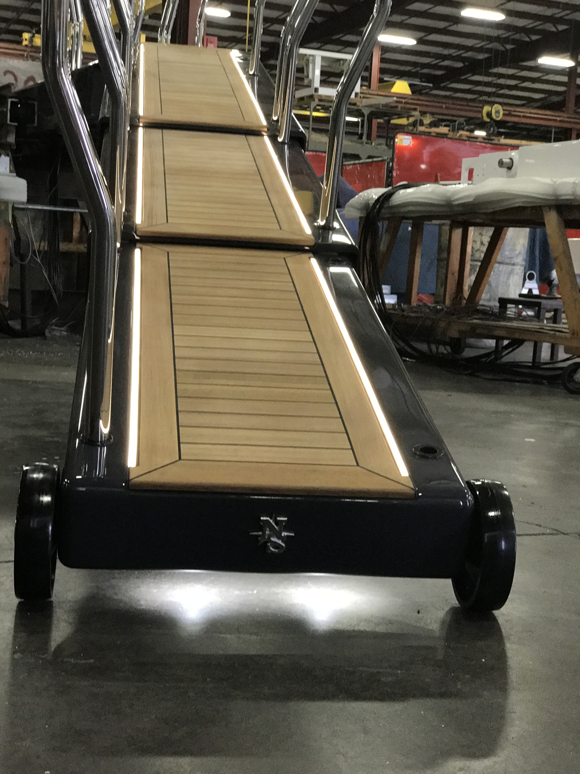 nautical-structures-polished-passerole-w-teak-flooring-5hp-hpu-no-enclosure-brandon-y-20260710-101046-864535