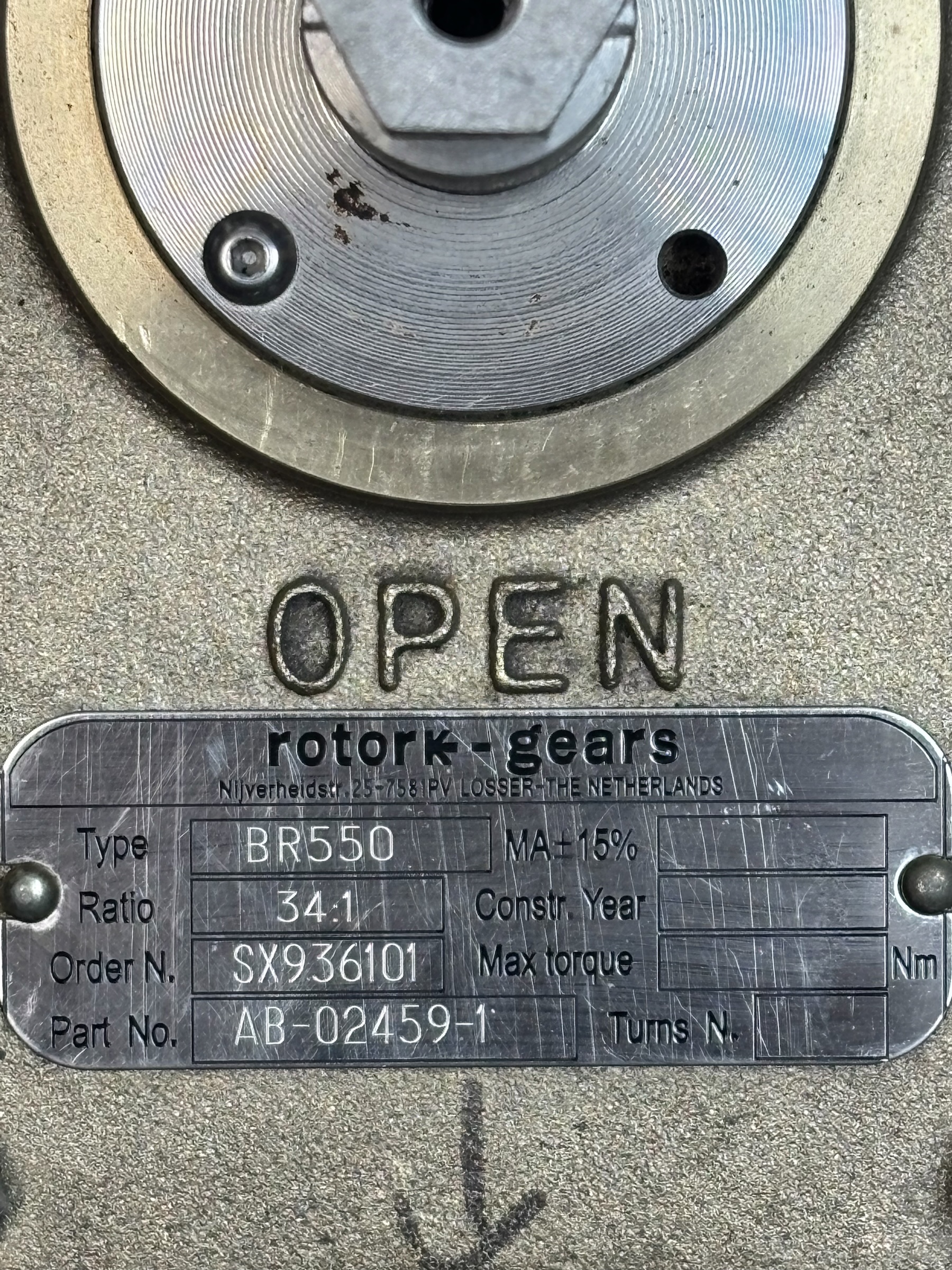 rotork-gears-br550-quarter-turn-gearbox-actuator-341-cast-iron-evan-v33069-20260728-120745-614016