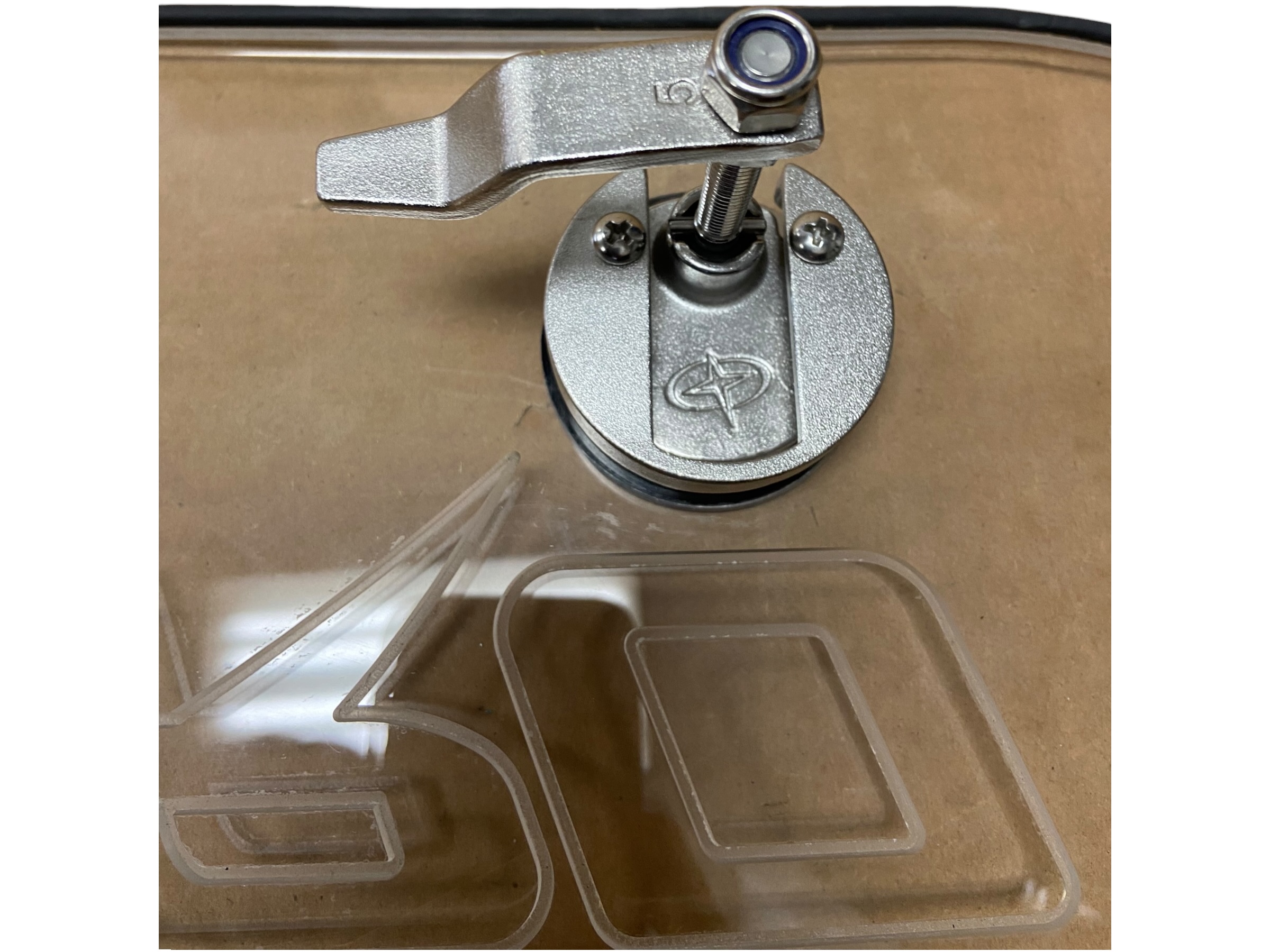 sea-pro-boats-livewell-lid-w-logo-clear-1-2-acrylic-30-1-4-see-info-new-rubby-pueyo-20260716-082922-669258