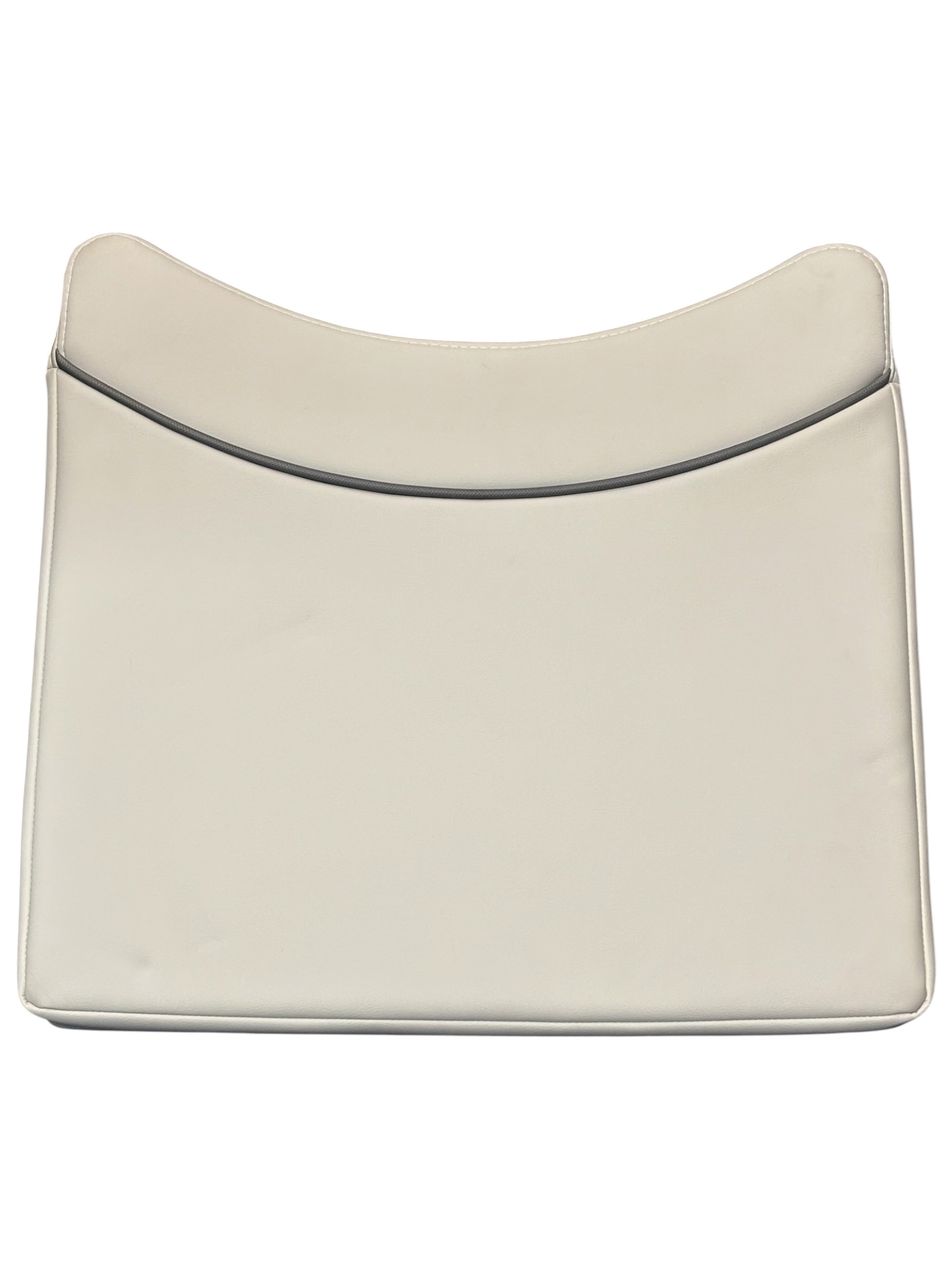 sea-pro-citation-2400-gray-bow-forward-center-cushion-gioia-sails-south-oem-evan-v33069-20260715-095738-506459