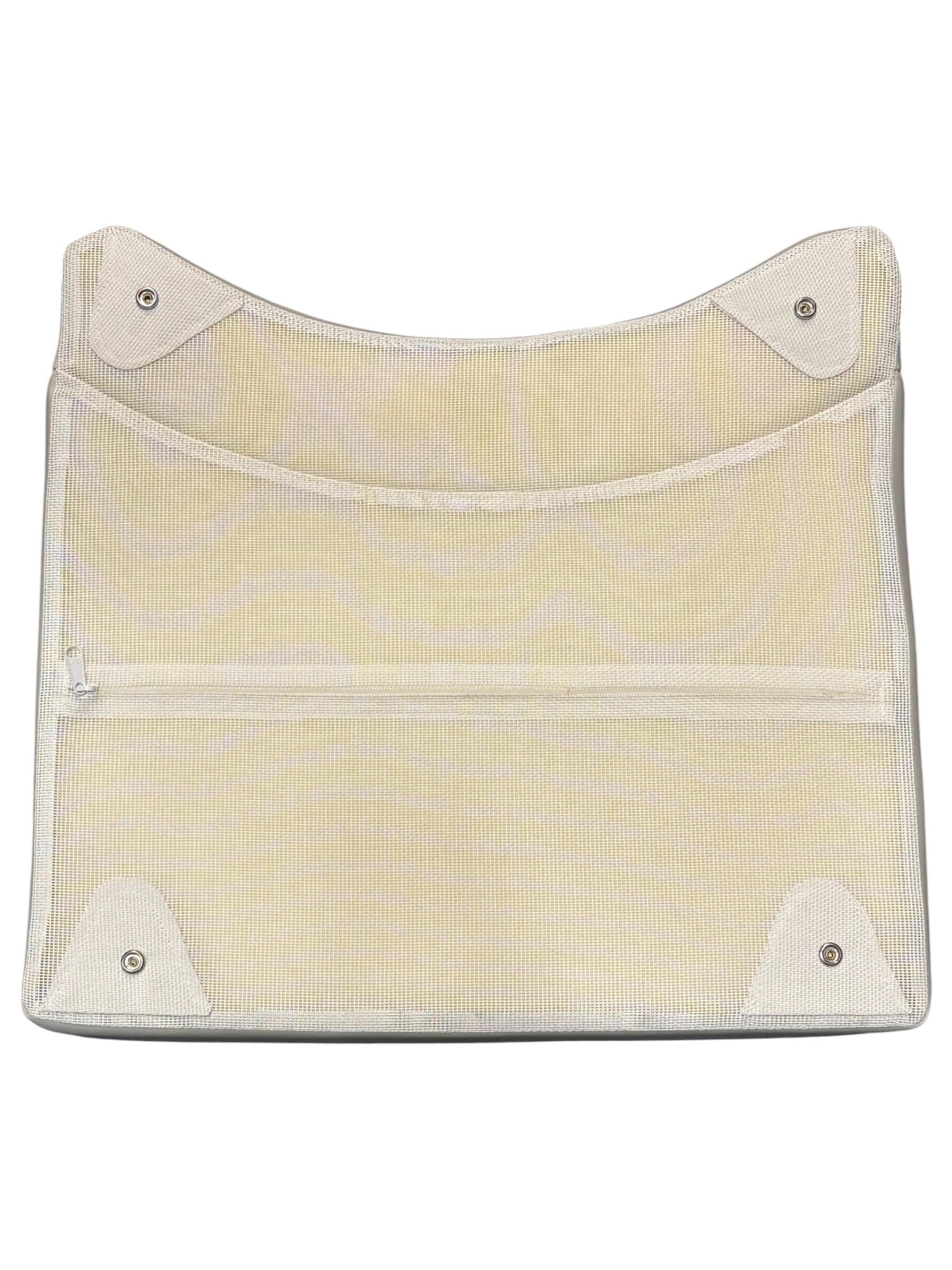 sea-pro-citation-2400-gray-bow-forward-center-cushion-gioia-sails-south-oem-evan-v33069-20260715-095740-479021
