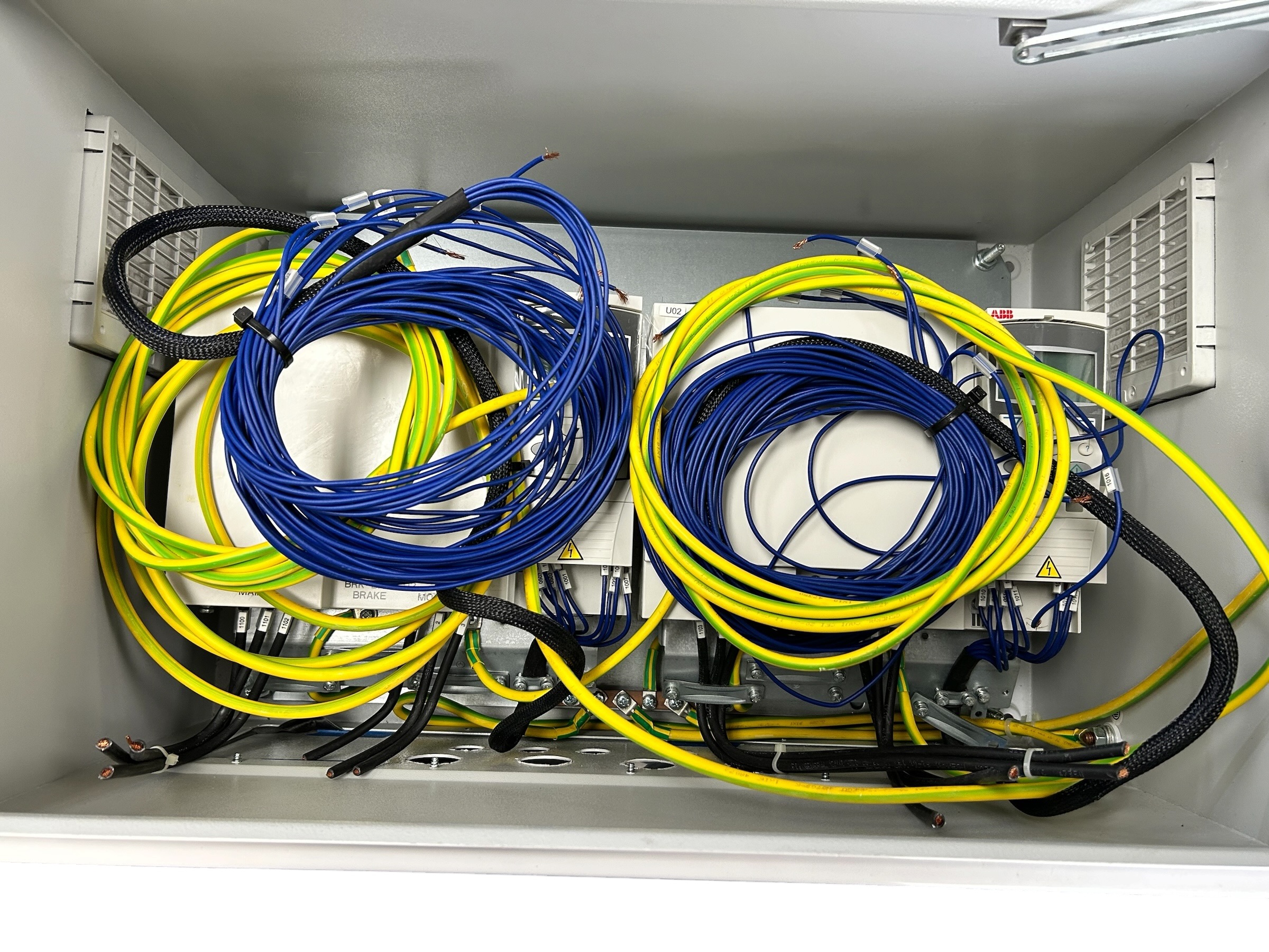 abb-acs355-dual-vfd-control-panel-in-rittal-enclosure-11kw-15hp-3-phase-felix-ommo33069-20260803-111555-299701
