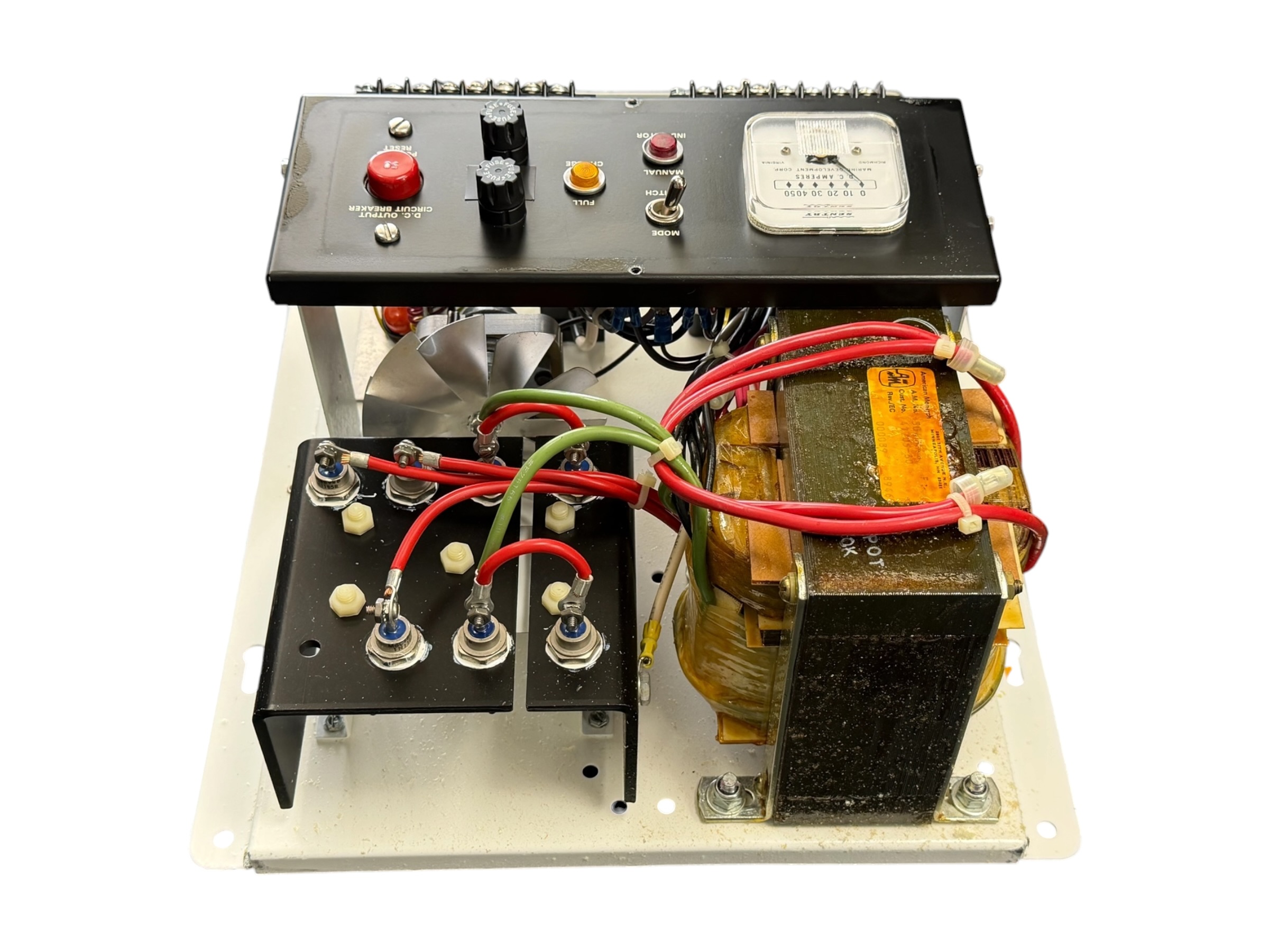 cruisair-sentry-g240-marine-battery-charger-input-230vac-60a-output-24v-40a-new-brandon-y-20260814-152529-865256