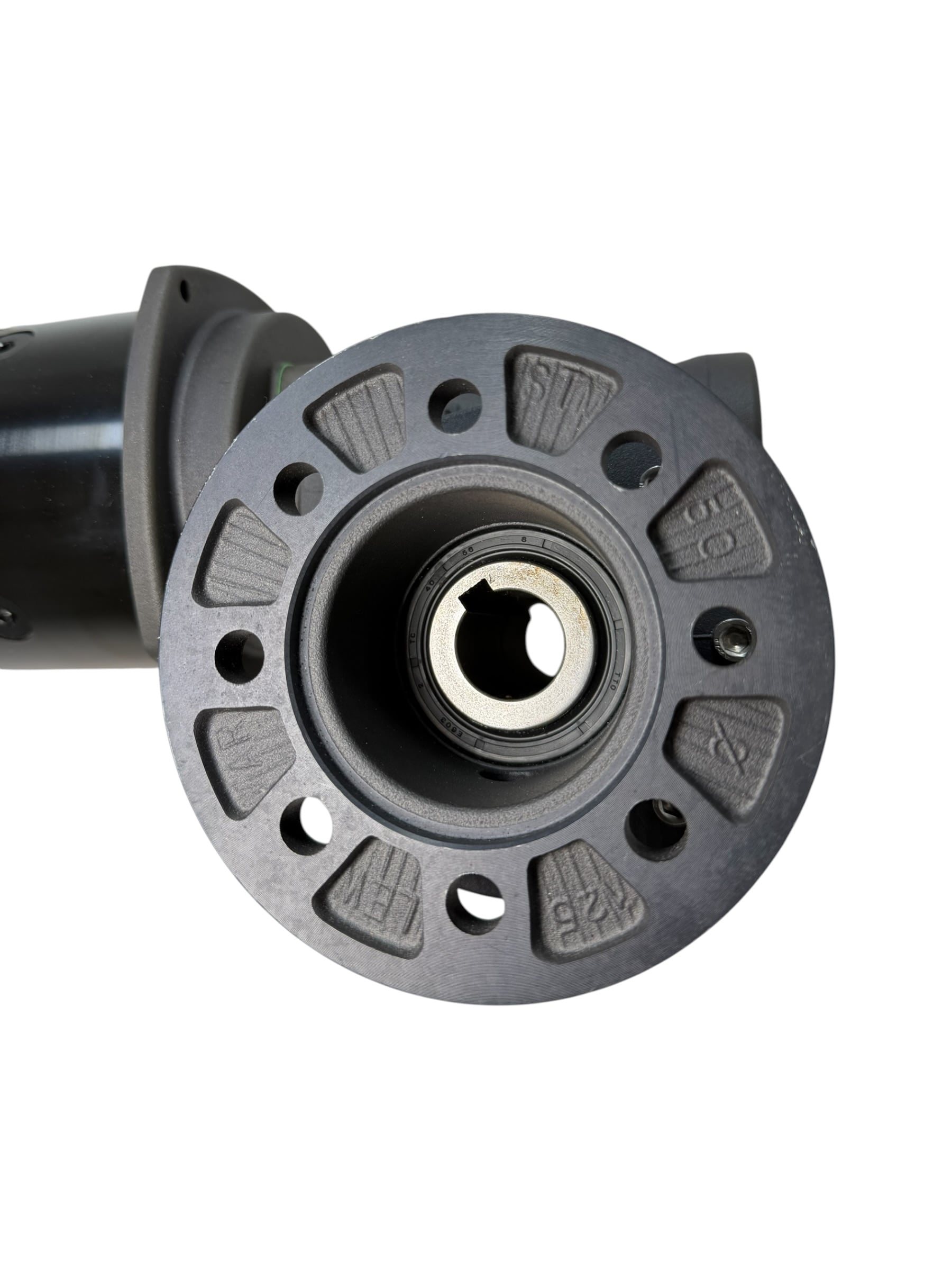 lewmar-cpx2-windlass-split-field-motor-gearbox-12v-700w-new-60000189-brandon-y-20260811-101252-323300