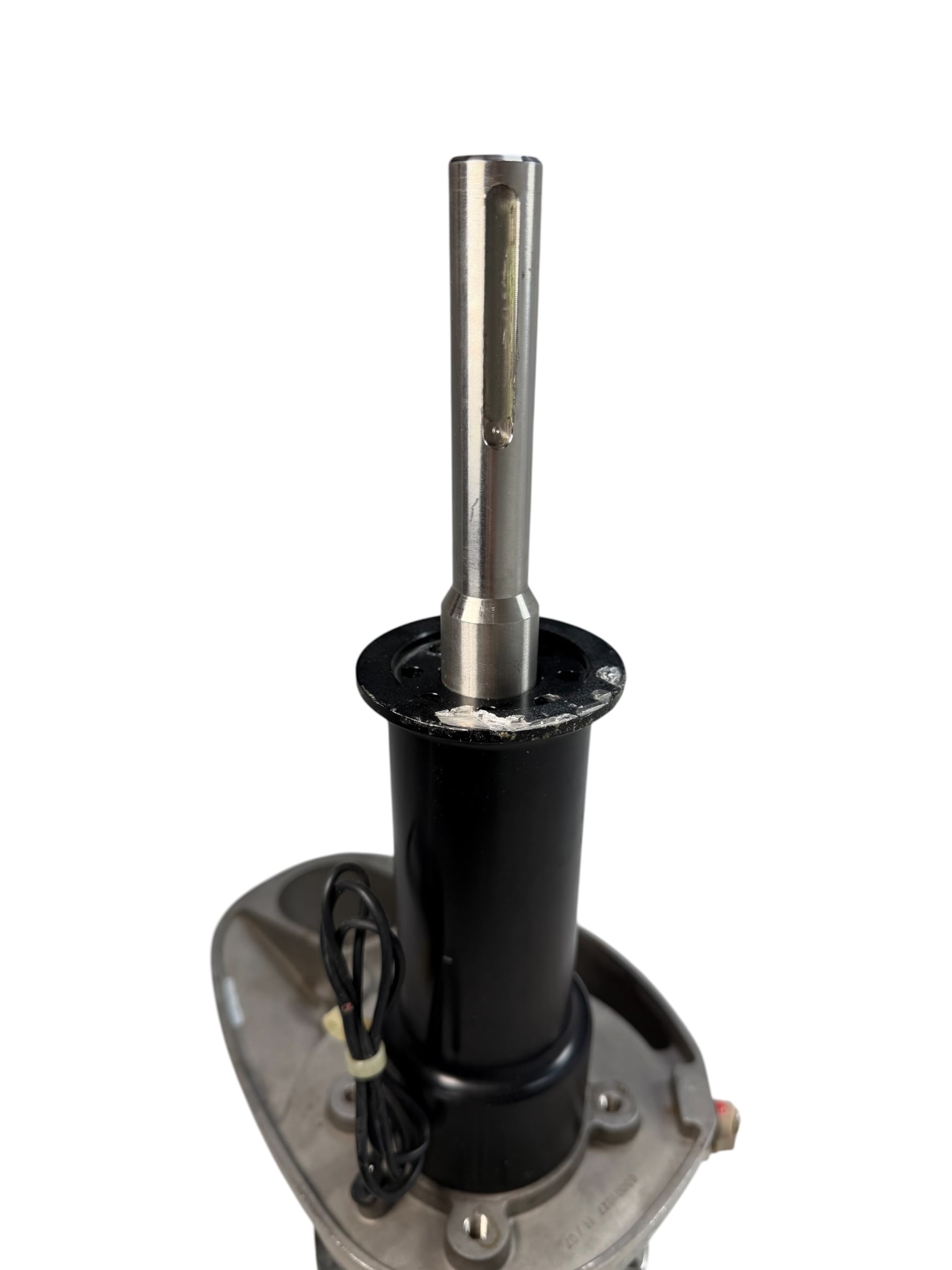 lewmar-v2-v3-windlass-fast-fit-top-deck-plate-assembly-w-002-gypsy-65001027-brandon-y-20260811-112606-266220