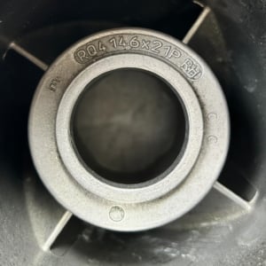 mercury-4-x-14-6-x-21-rev-4-ss-propeller-857028a46-21p-rh-some-pitting-felix-ommo33069-20260811-104627-24760