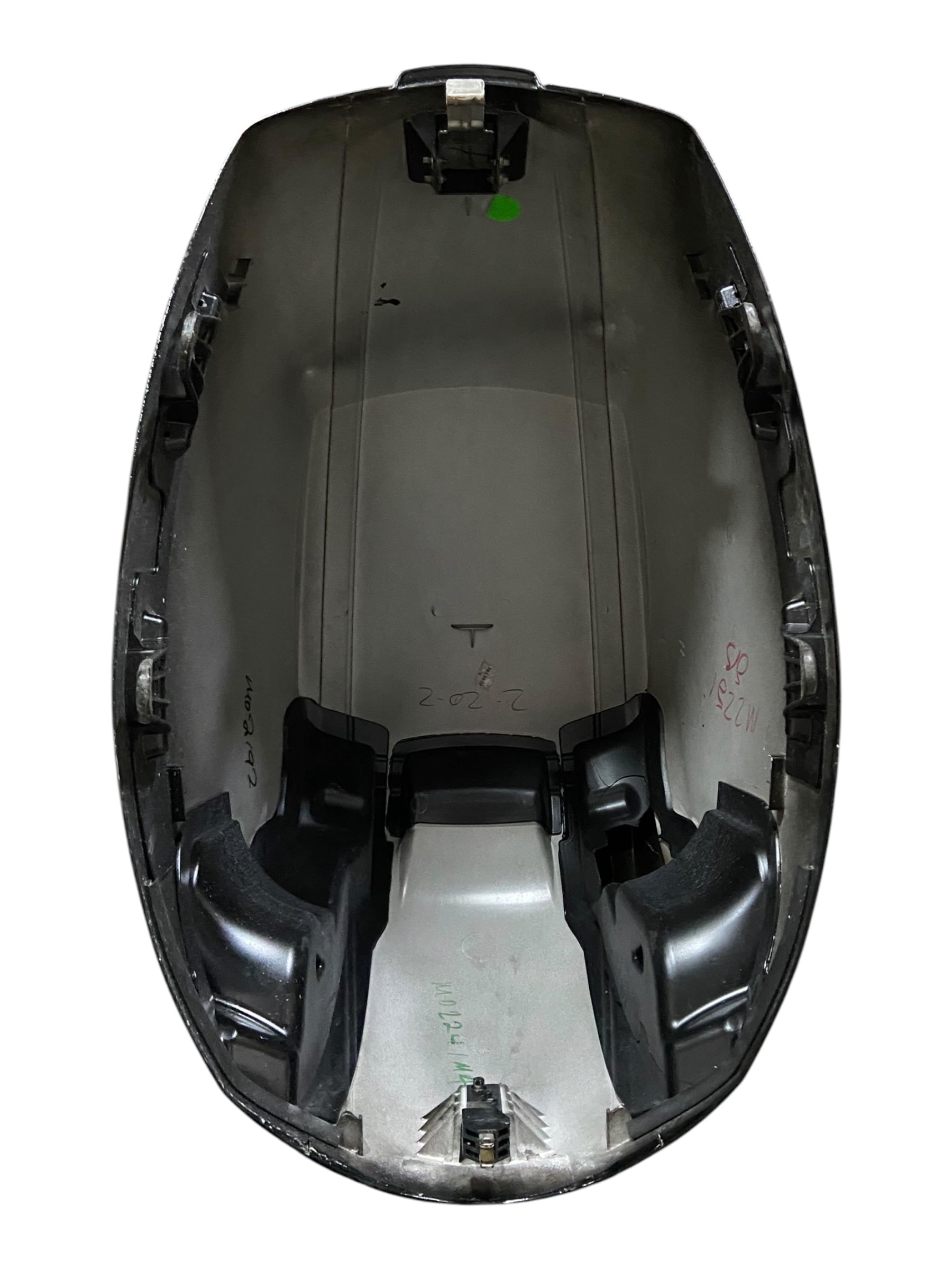 mercury-8m0159538-marine-4-stroke-top-cowling-for-150-hp-engine-damage-oem-rubby-pueyo-20260819-170332-65854