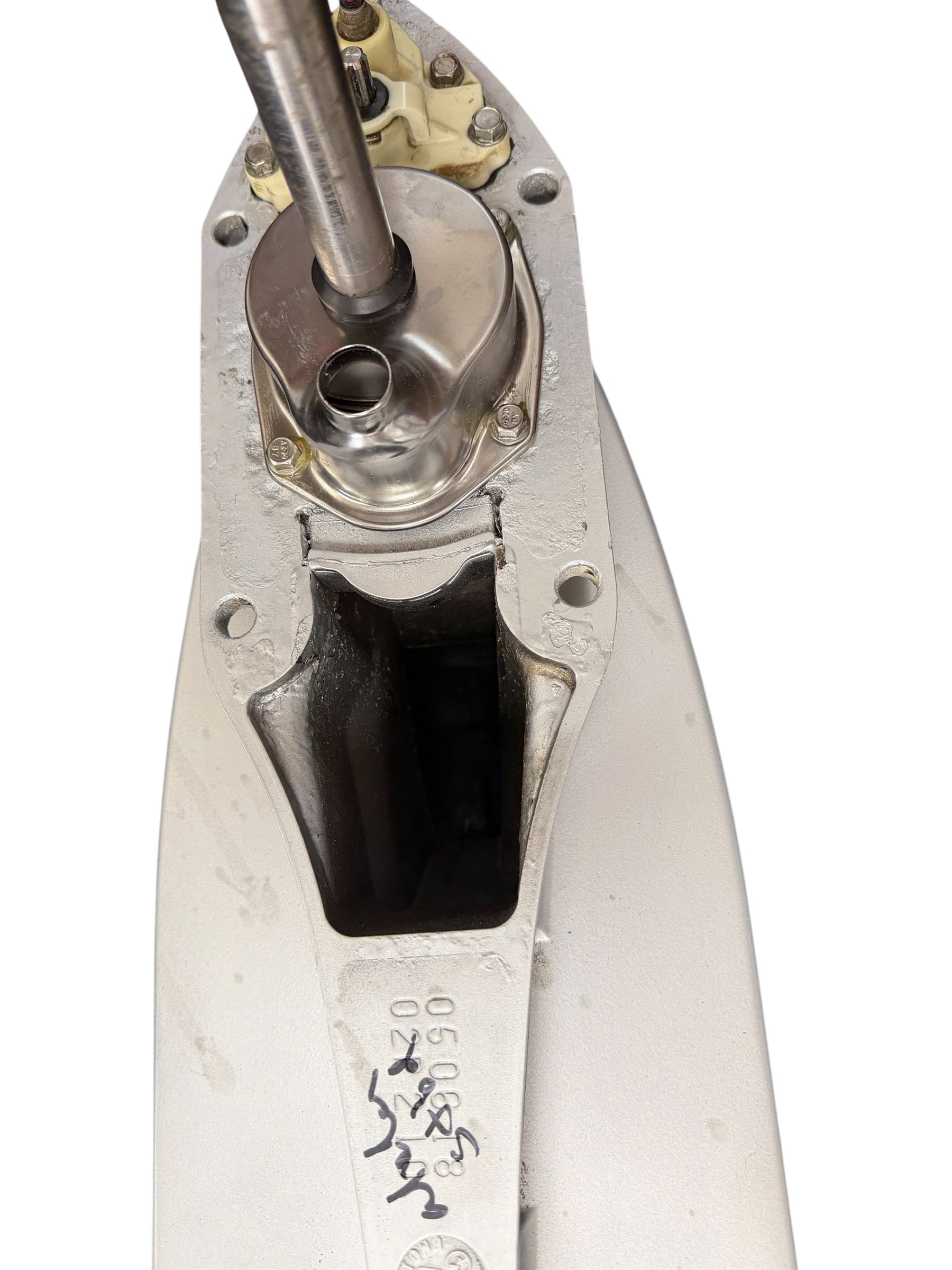 mercury-l6-verado-lh-lower-unit-20-5-44-1-751-cambered-skeg-see-info-brandon-y-20260812-132357-531993