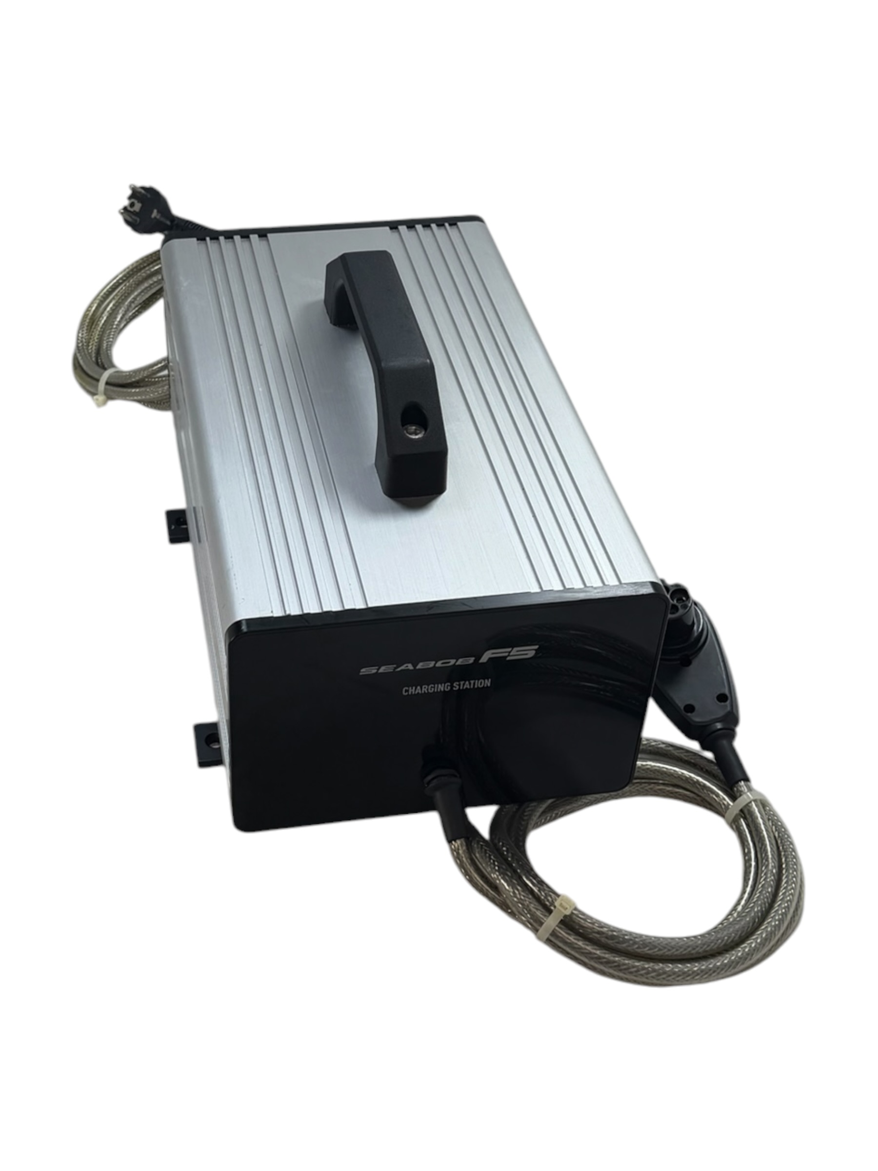 seabob-f5-quick-charger-charge-station-11752-european-plug-blem-brandon-y-20260814-103625-609857