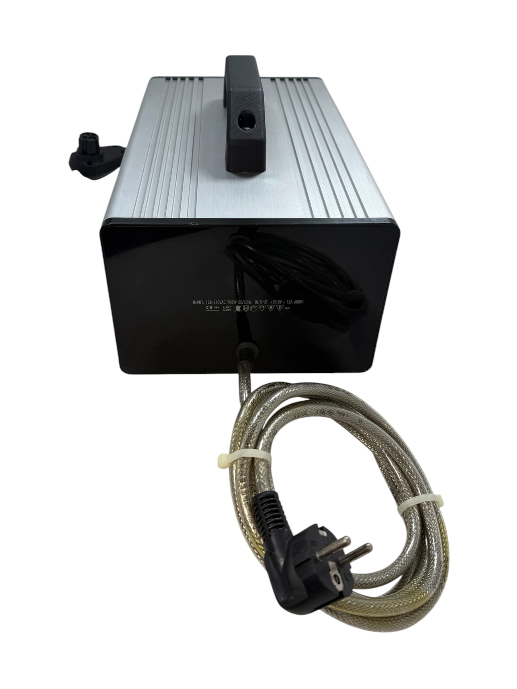 seabob-f5-quick-charger-charge-station-11752-european-plug-blem-brandon-y-20260814-103632-277632