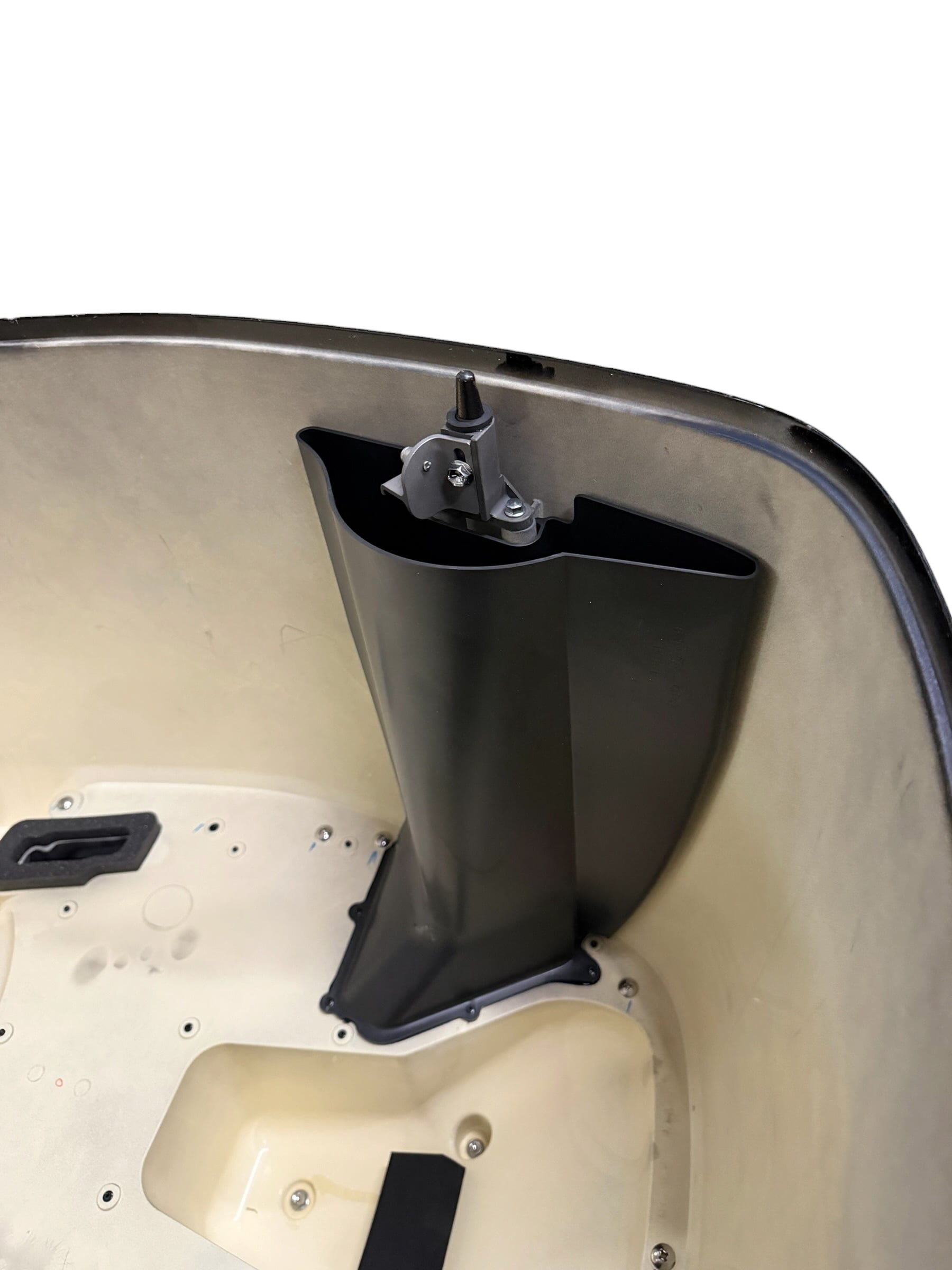 suzuki-df250ap-df300ap-outboard-engine-cowling-cover-61420-98801-yay-blem-brandon-y-20260818-111217-462913