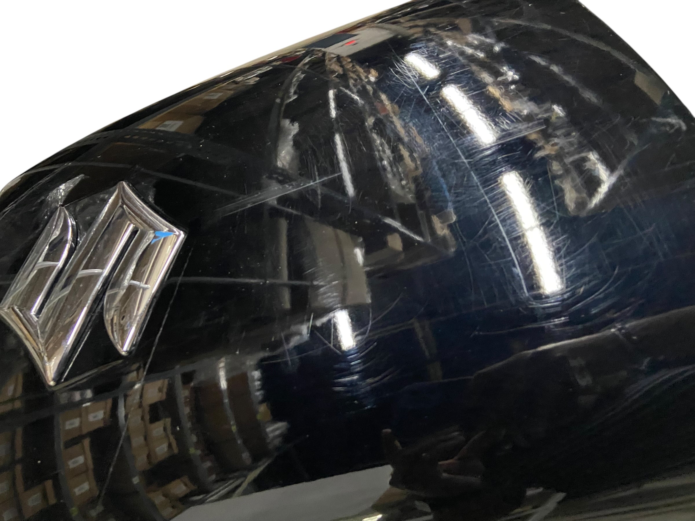 suzuki-outboard-engine-top-cowling-df300-4-stroke-black-damage-oem-rubby-pueyo-20260817-095723-431597