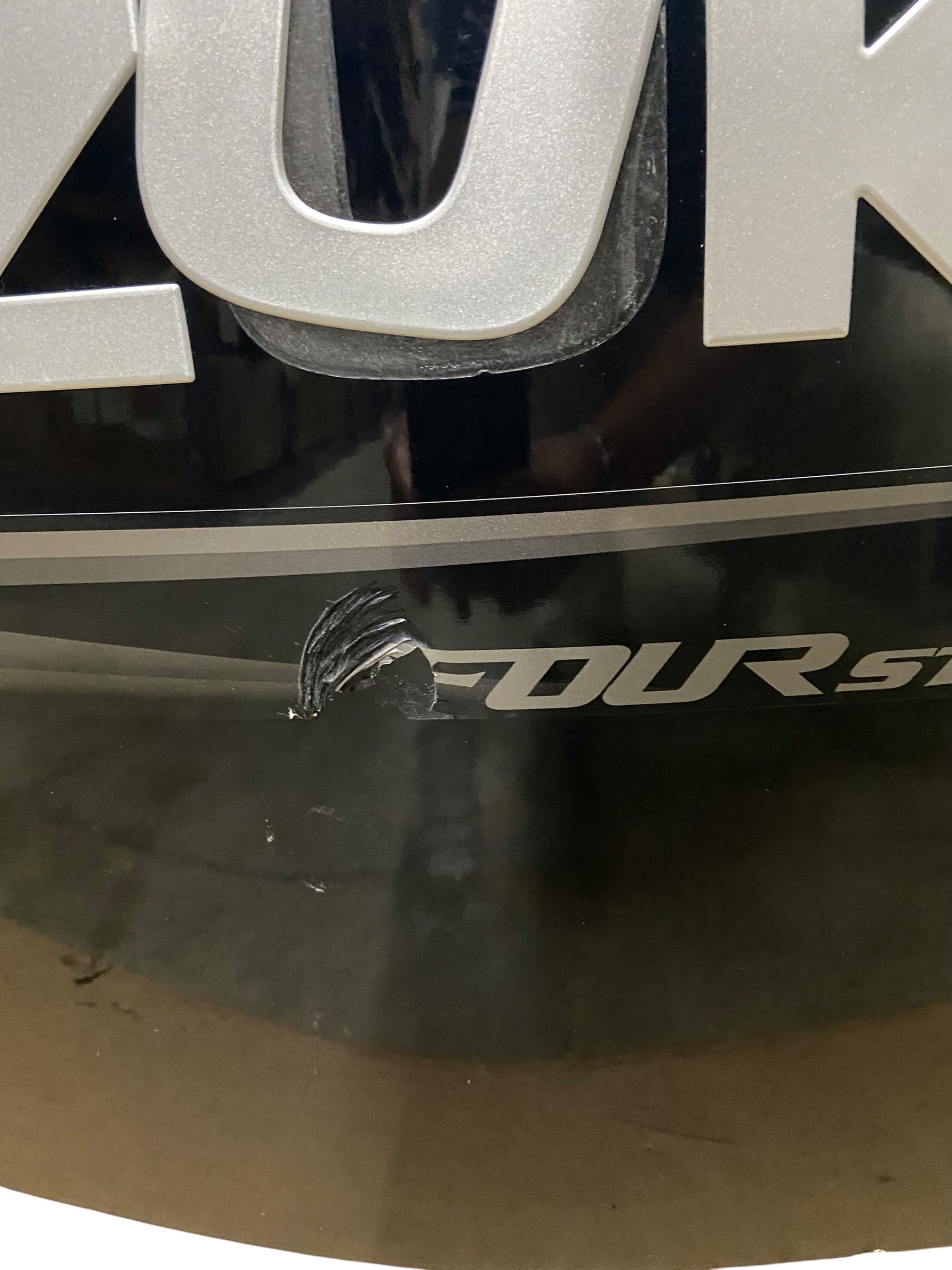 suzuki-outboard-engine-top-cowling-df300-4-stroke-black-damage-oem-rubby-pueyo-20260817-095737-170837