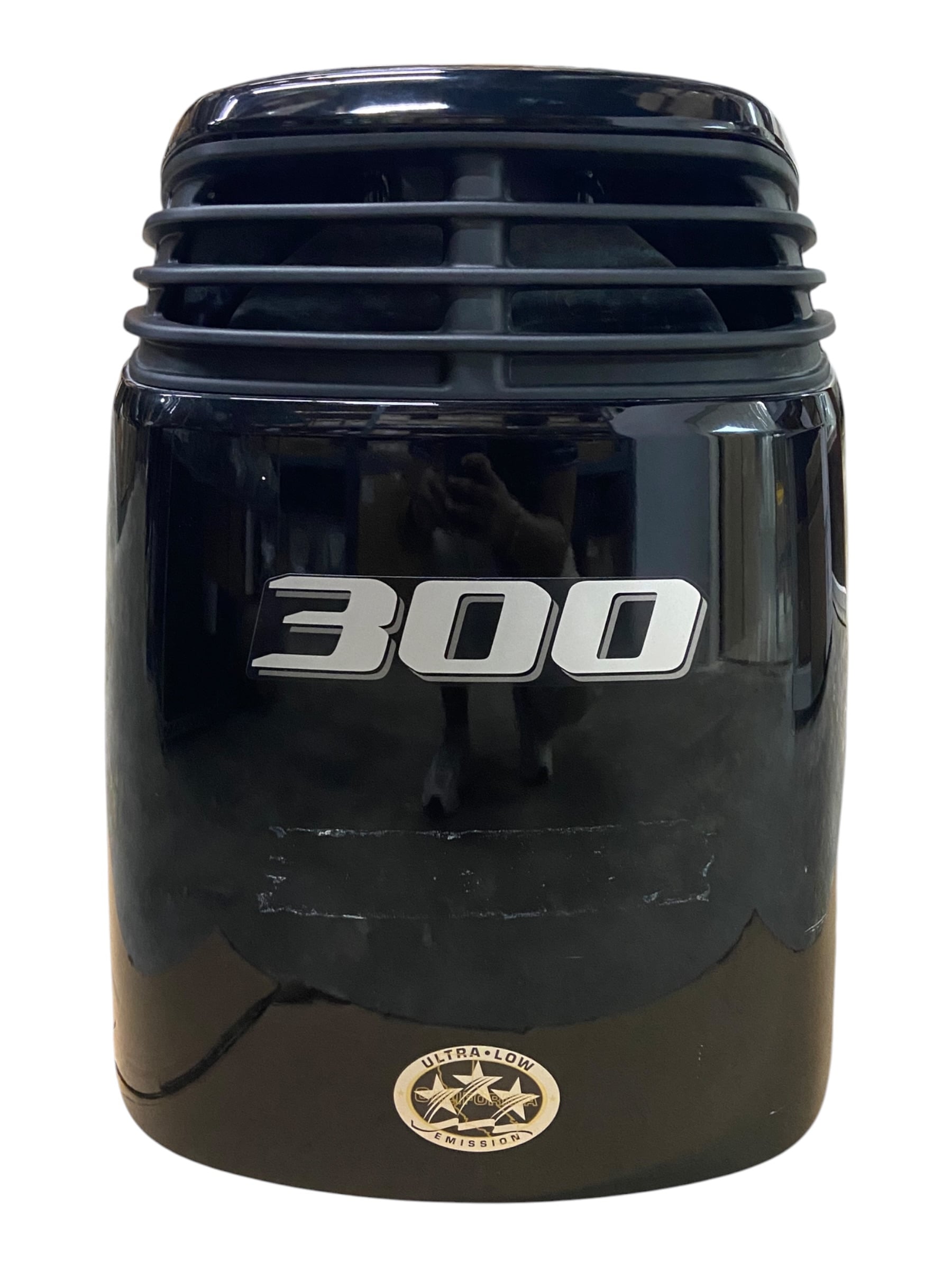 suzuki-outboard-engine-top-cowling-df300-4-stroke-black-damage-oem-rubby-pueyo-20260817-095739-415496