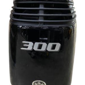 suzuki-outboard-engine-top-cowling-df300-4-stroke-black-scratches-oem-rubby-pueyo-20260819-125737-526020