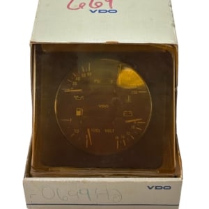 vdo-vg-four-gauge-cluster-instrument-panel-fuel-volt-oil-pressure-temperature-evan-v33069-20260825-134707-416030