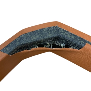 cruisers-sport-series-328-sport-helm-shroud-vinyl-ochre-c-hold-new-rubby-pueyo-20260910-104553-225448
