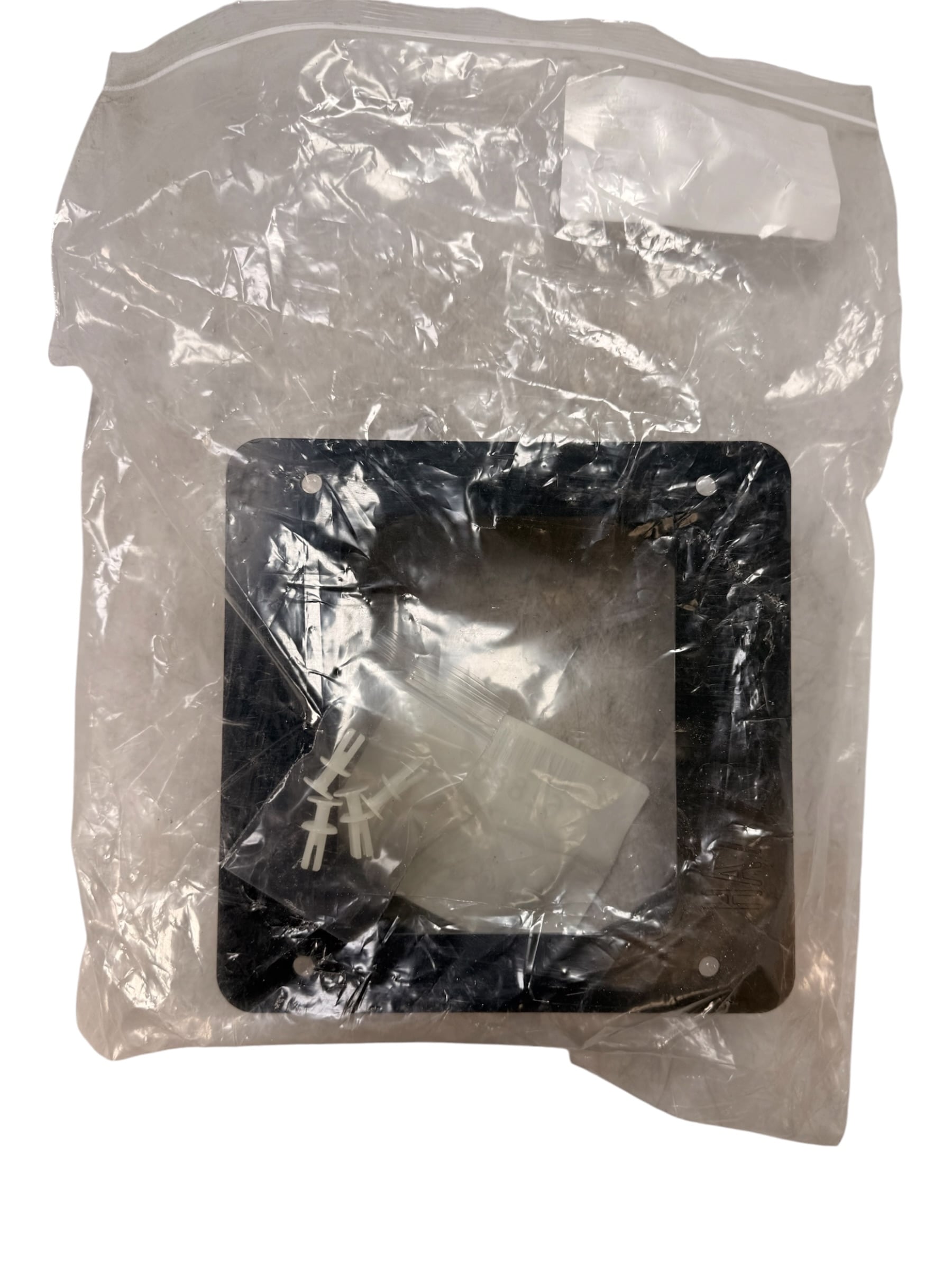 dometic-228700130-abs-trans-ring-7-w-push-rivet-felix-ommo33069-20260929-114300-930664