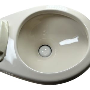 dometic-electric-vacuflush-4809-marine-toilet-bone-ceramic-missing-cover-felix-ommo33069-20260902-165759-922649