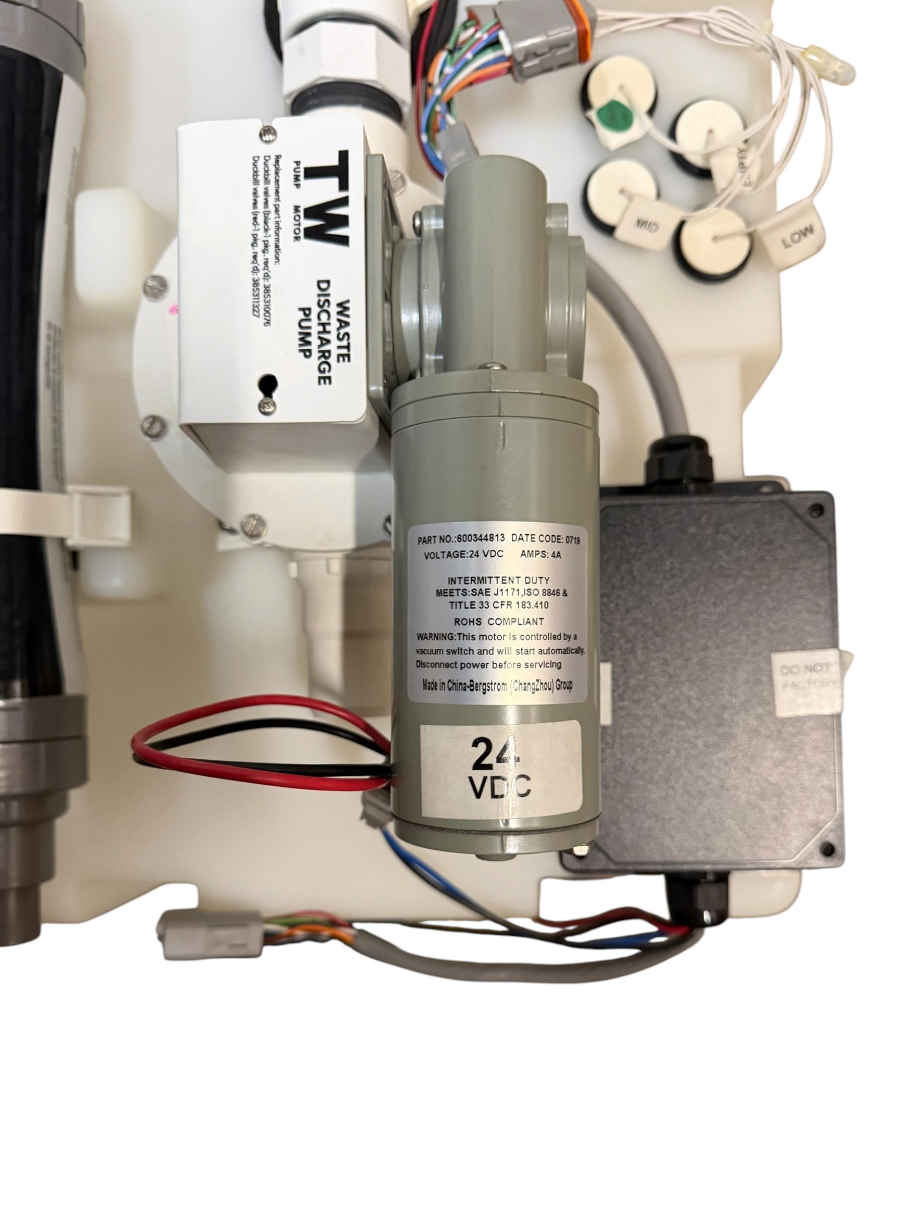 dometic-hts-dual-pump-42-gal-marine-holding-tank-system-24v-42htsvgr-new-oem-brandon-y-20260918-150211-452141