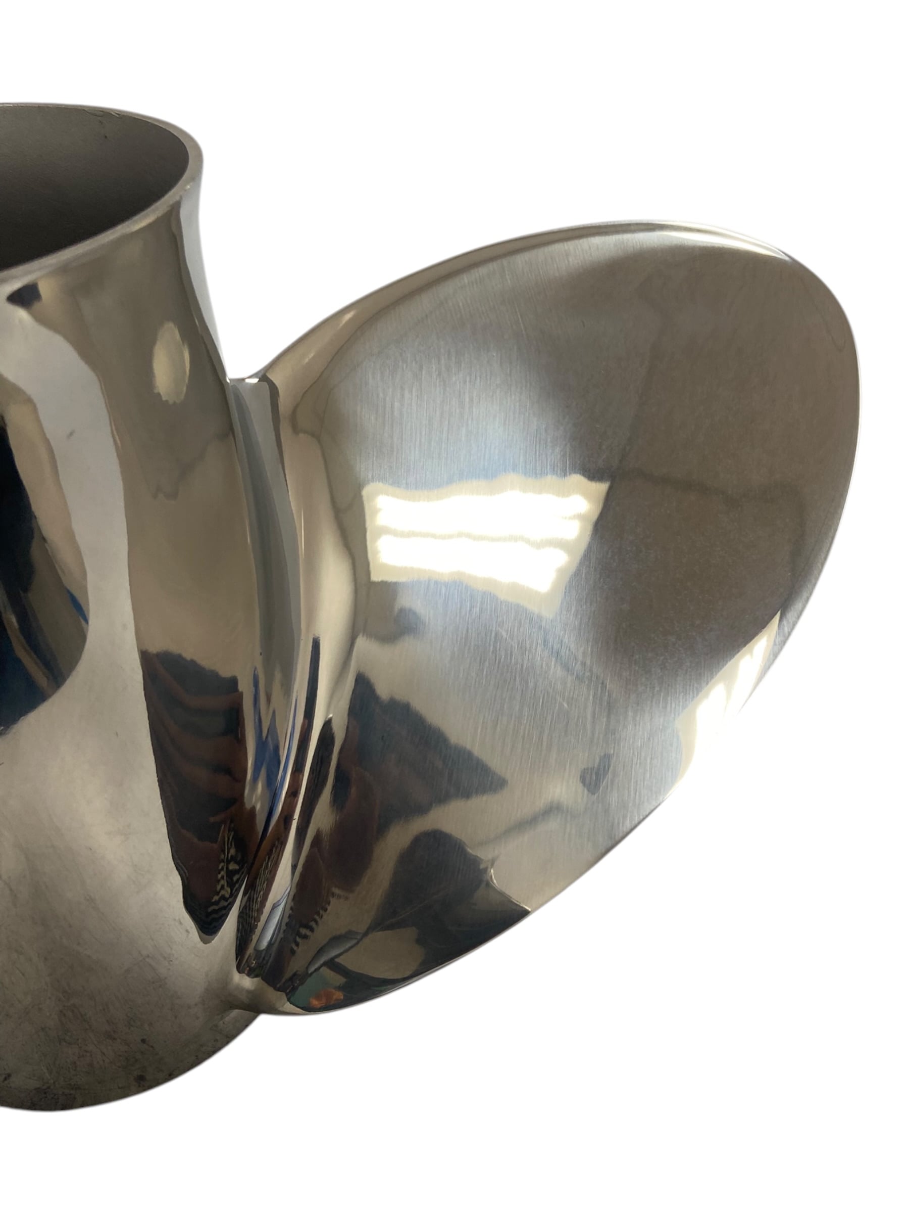 evinrude-johnson-rebel-3-x-15-1-4-x-19p-rh-ss-propeller-763990-oem-rubby-pueyo-20260928-165314-347183