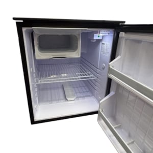 isotherm-c65-marine-rv-refrigerator-freezer-ac-dc-12v-24v-110-240v-50-60hz-brandon-y-20260925-103930-590904