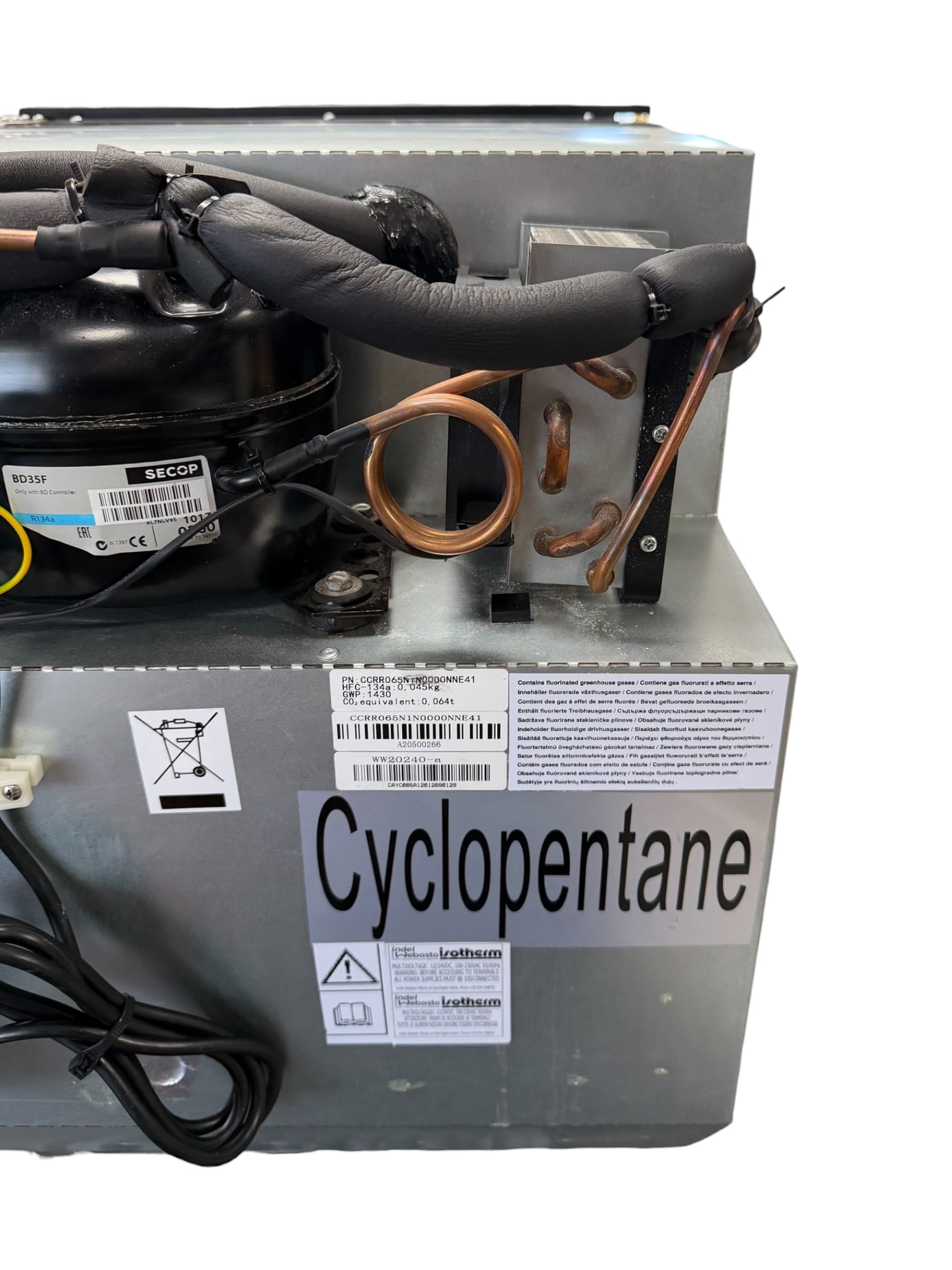 isotherm-c65-marine-rv-refrigerator-freezer-ac-dc-12v-24v-110-240v-50-60hz-brandon-y-20260925-103940-236024
