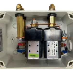 lewmar-18000237-24v-dual-contactor-control-box-v4-windlass-no-top-cover-oem-rubby-pueyo-20260929-145046-250682