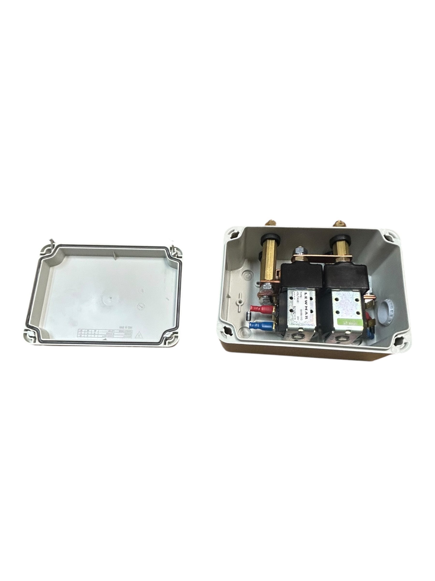 lewmar-18000237-24v-dual-contractor-control-box-v4-windlass-oem-tyler-w33069-20260917-132111-950396
