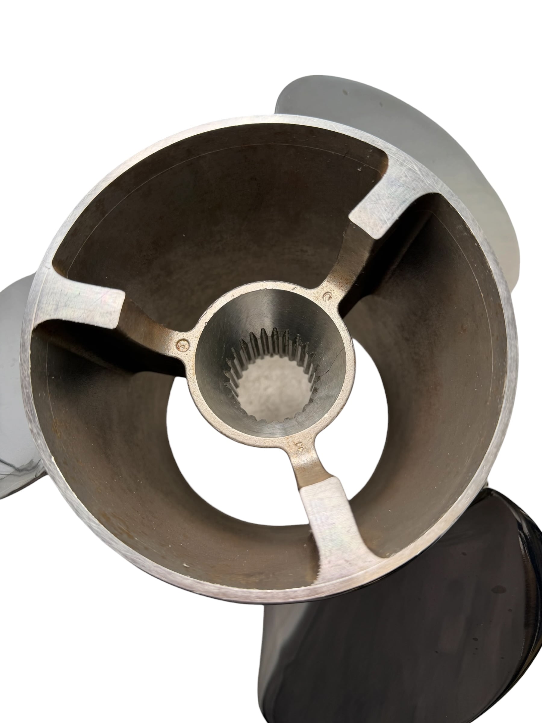mercury-verado-v12-rear-ss-propeller-33p-48-8m0166992-rear-prop-only-new-brandon-y-20260903-155615-179027