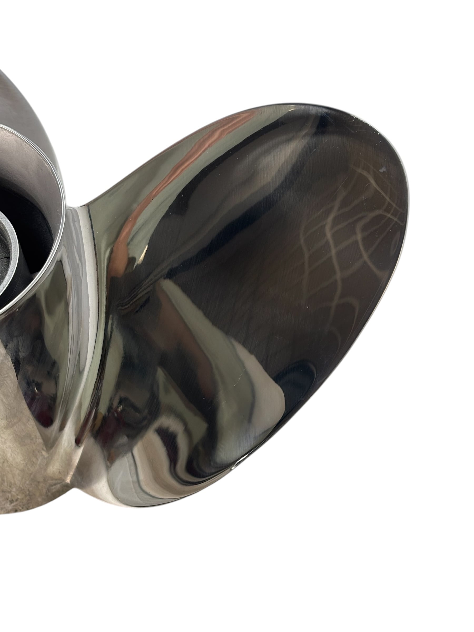 suzuki-14-x-18-3-blade-stainless-steel-outboard-propeller-right-hand-oem-evan-v33069-20260929-104959-416285