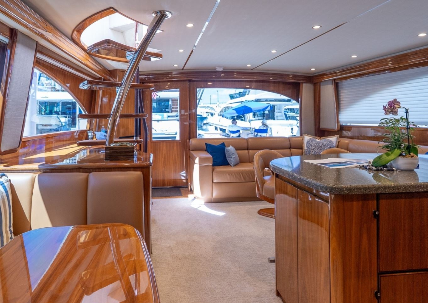 viking-yachts-62-convertible-4-step-spiral-stainless-steel-polished-staircase-brandon-y-20260924-105452-953437