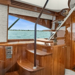 viking-yachts-66-convertible-4-step-spiral-ss-polished-staircase-blemishes-brandon-y-20260924-110928-451154
