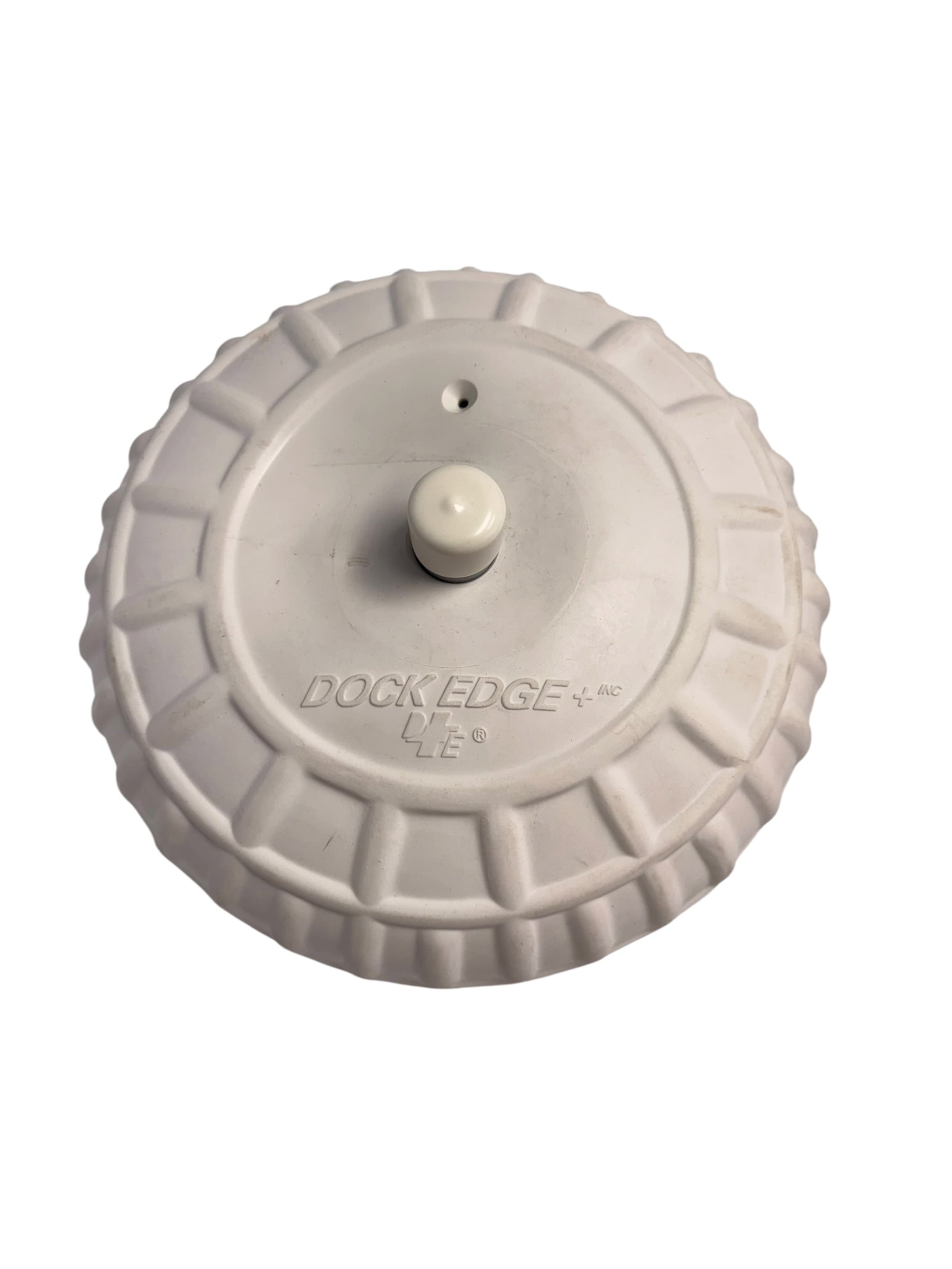 deck-edge-de95072f-inflatable-dock-wheel-corner-mount-12-white-no-hardware-rubby-pueyo-20261007-154435-286698