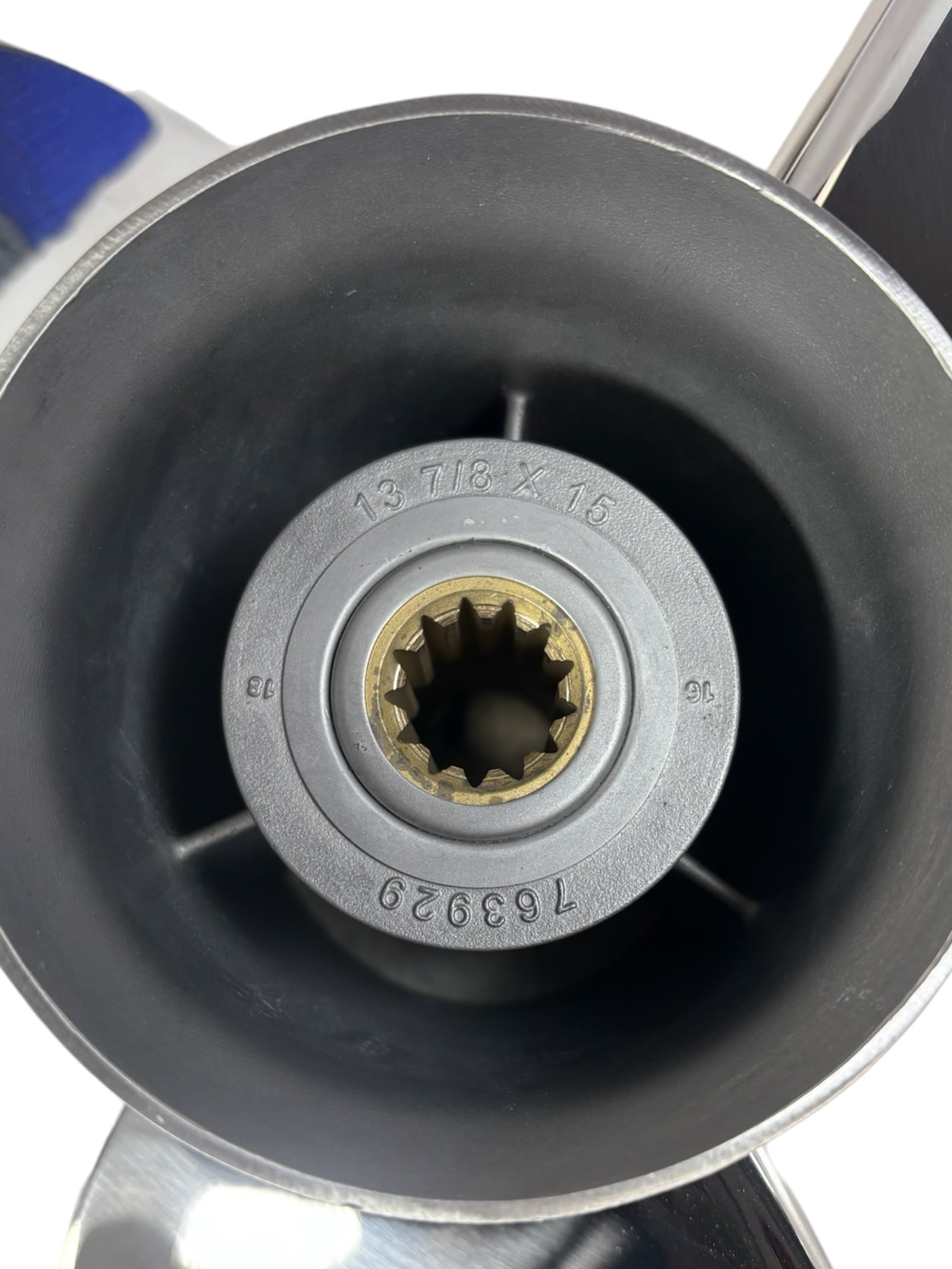 evinrude-viper-3-x-13-7-8-x-15-763929-stainless-steel-13-spline-hub-in-used-evan-v33069-20261019-122855-613931